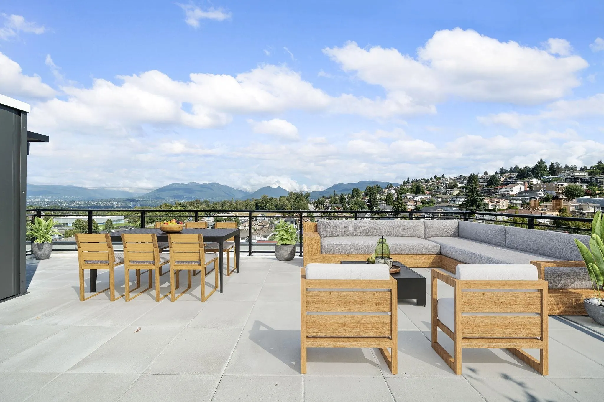 504 4788 Hastings Street