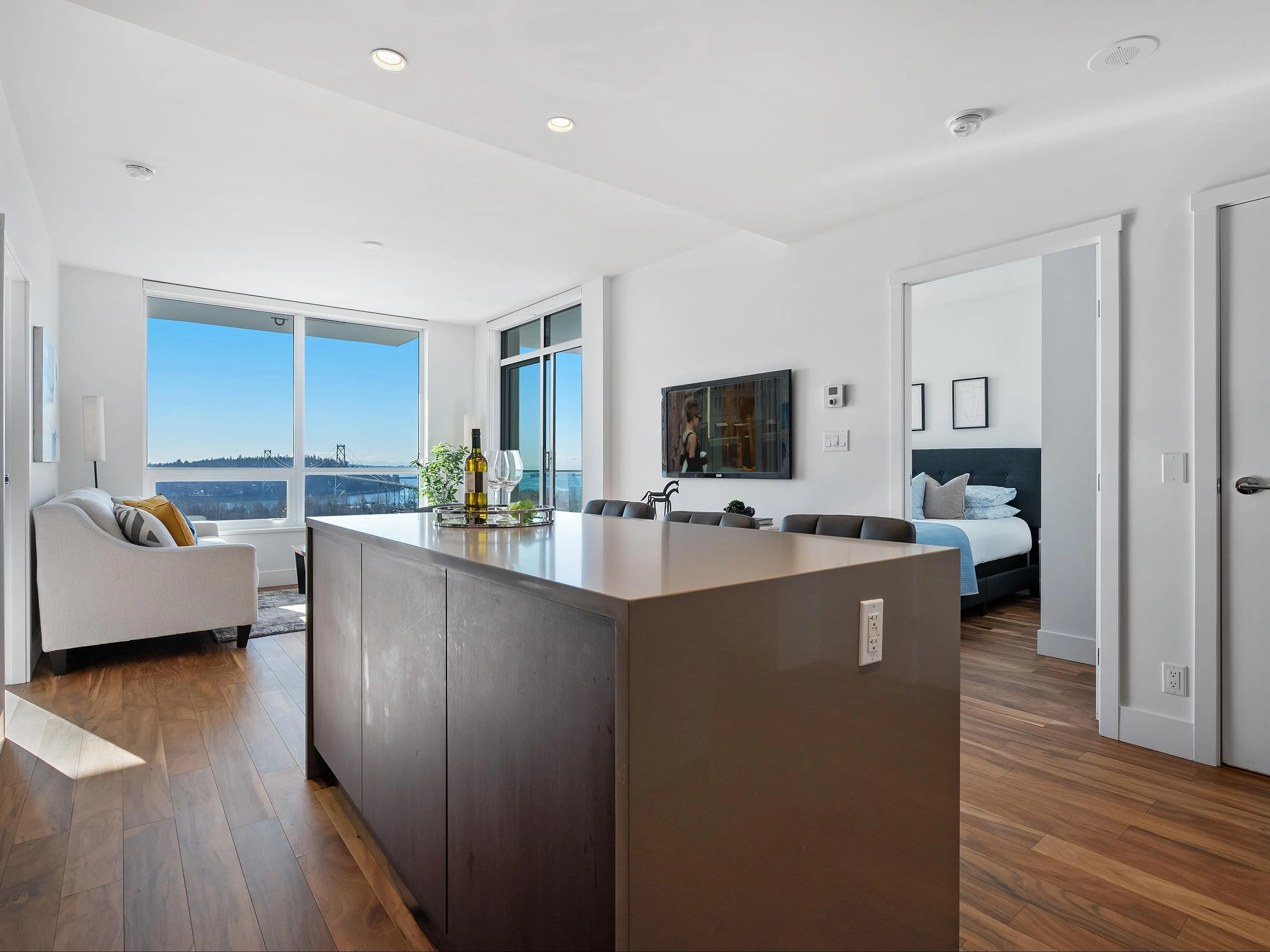 2004 1632 Lions Gate Lane