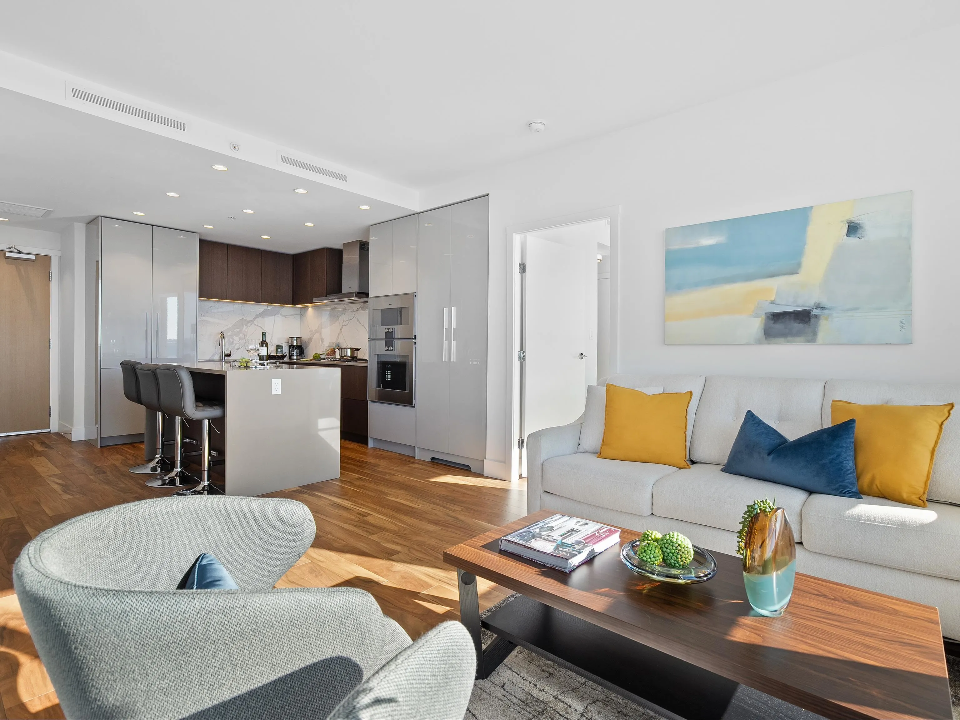 2004 1632 Lions Gate Lane