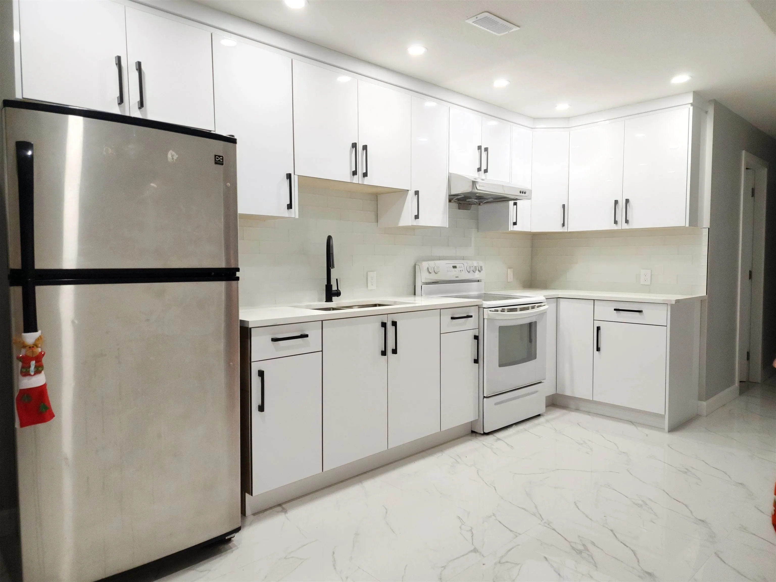 32668 Pandora Avenue