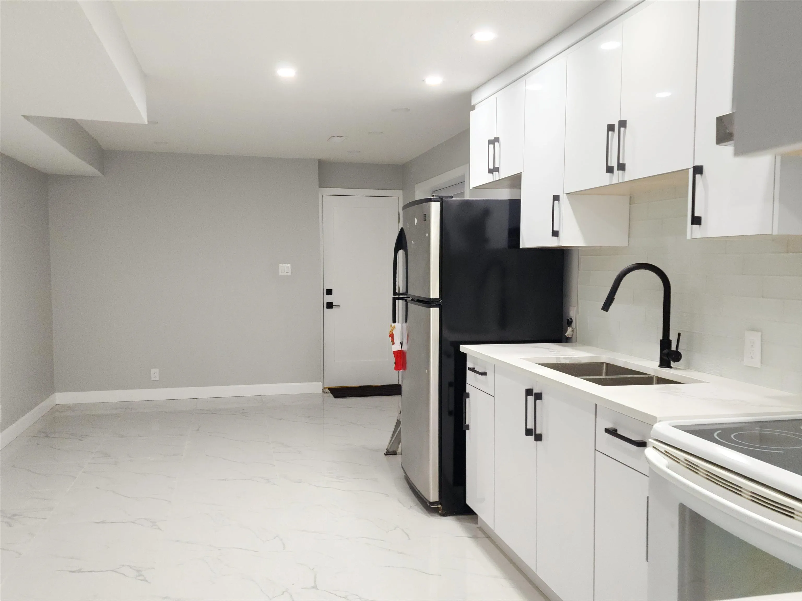 32668 Pandora Avenue