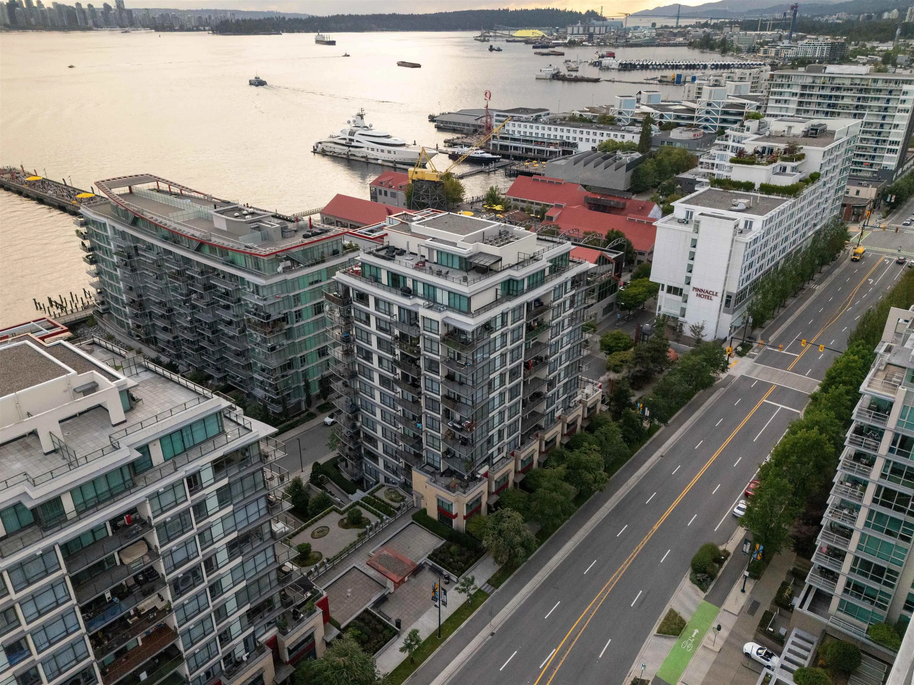 804 162 Victory Ship Way