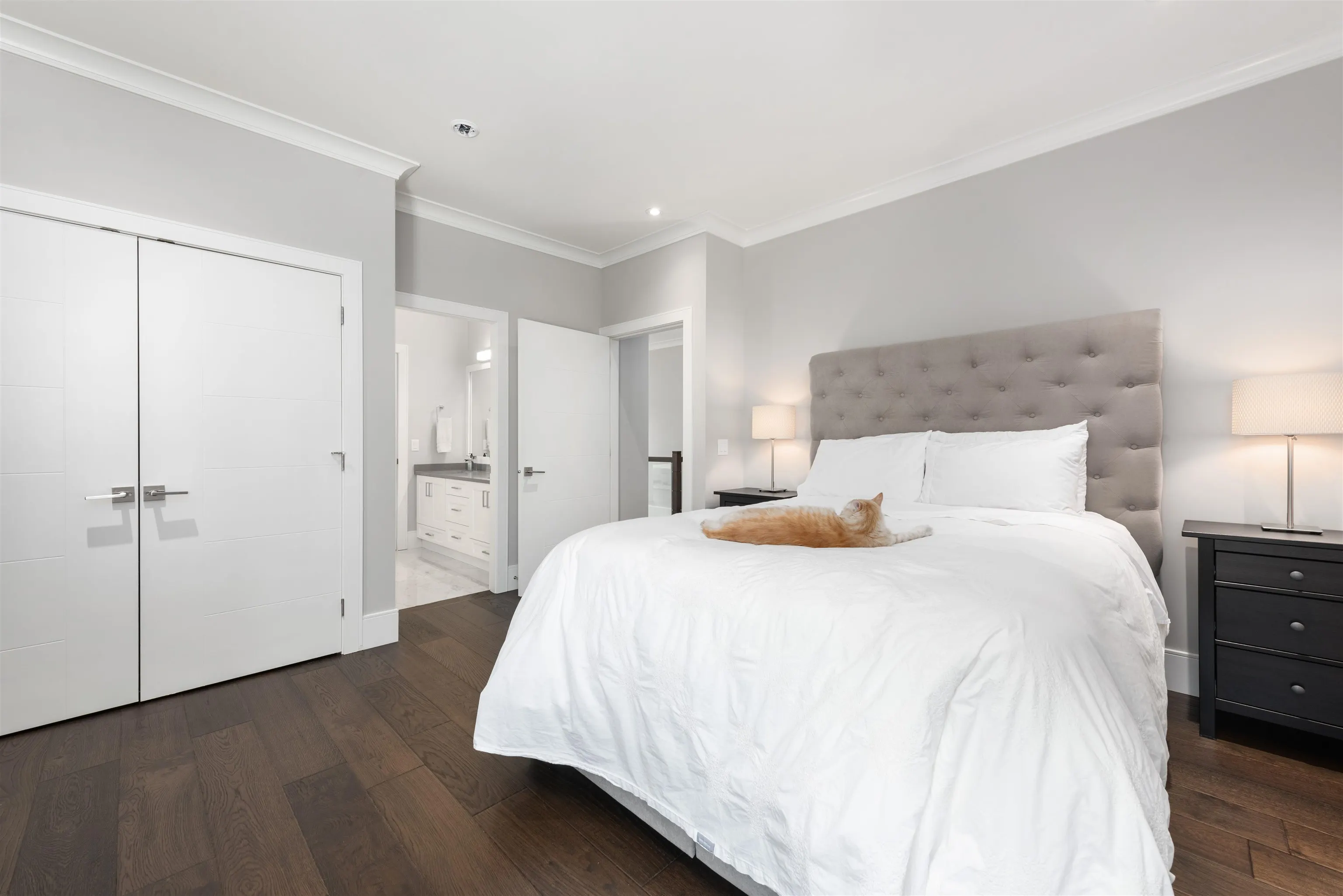 20025 Grade Crescent