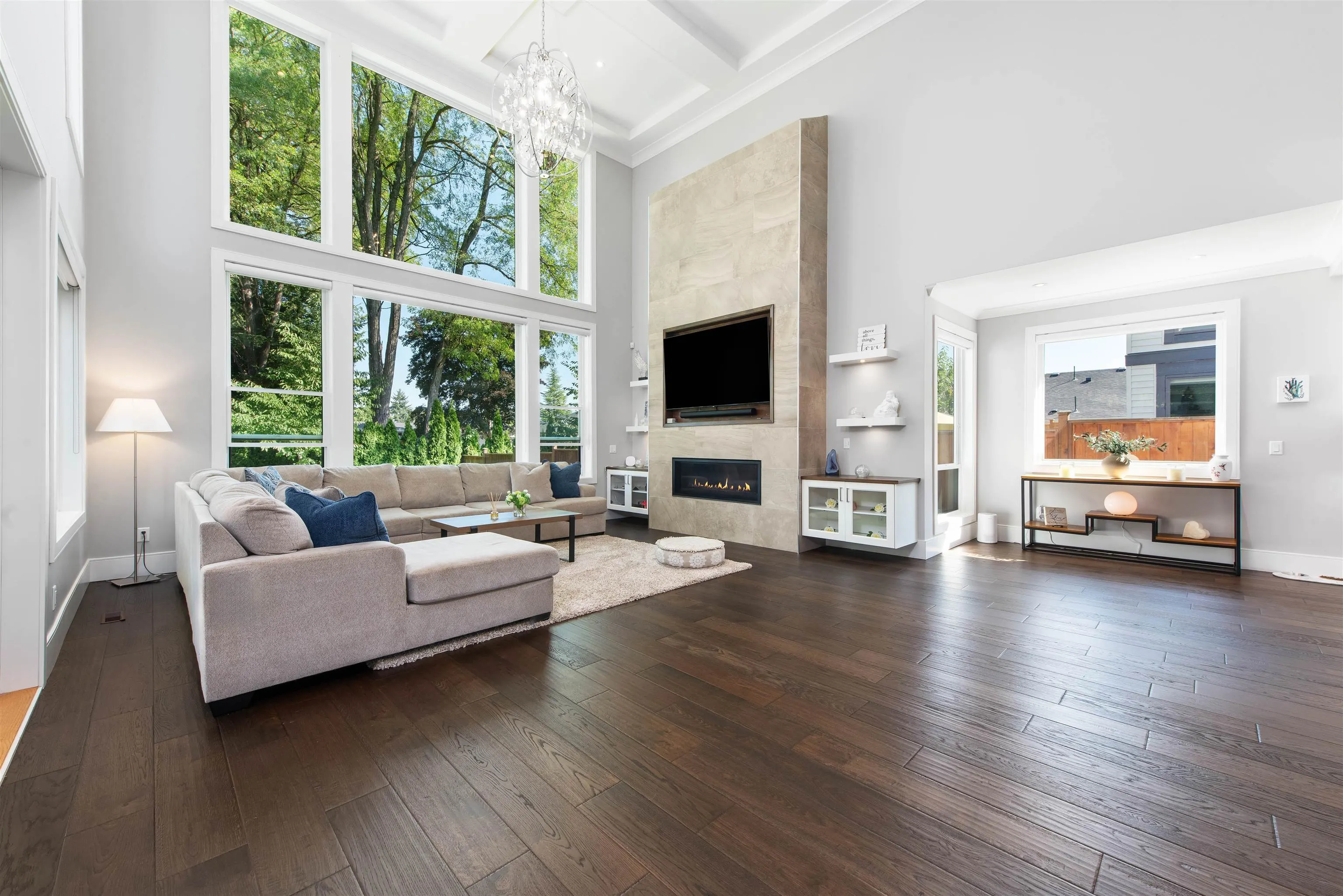 20025 Grade Crescent