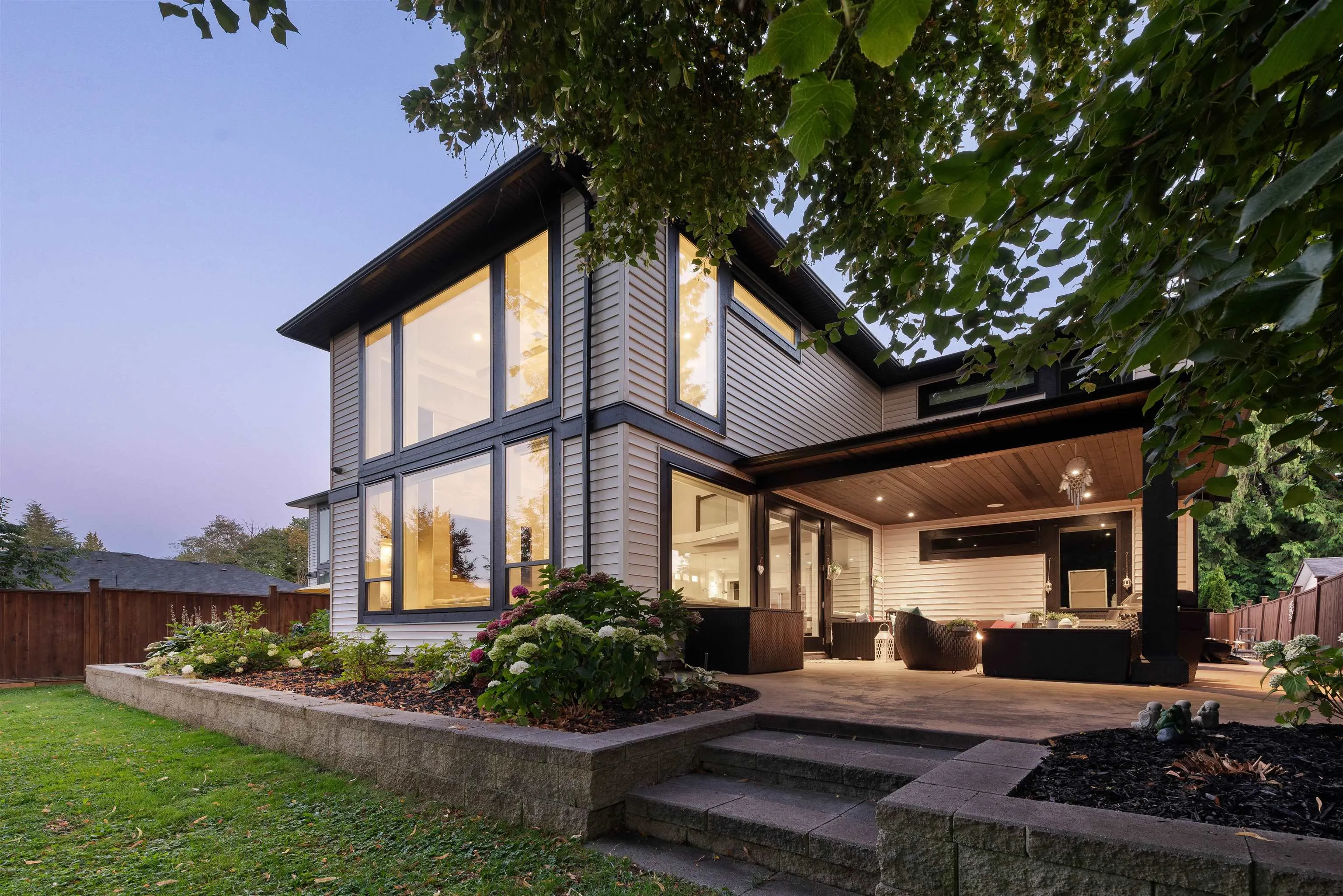 20025 Grade Crescent