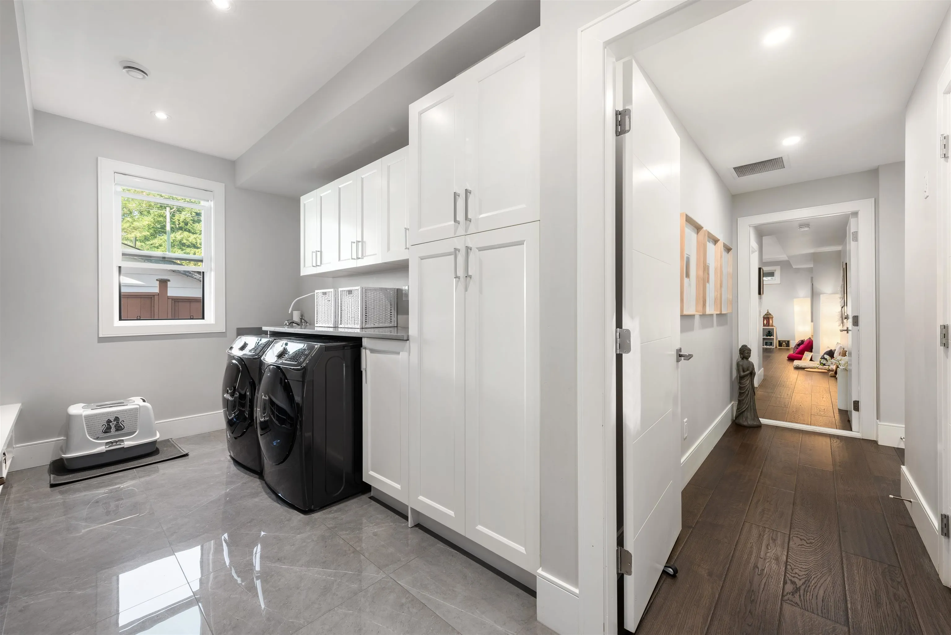 20025 Grade Crescent