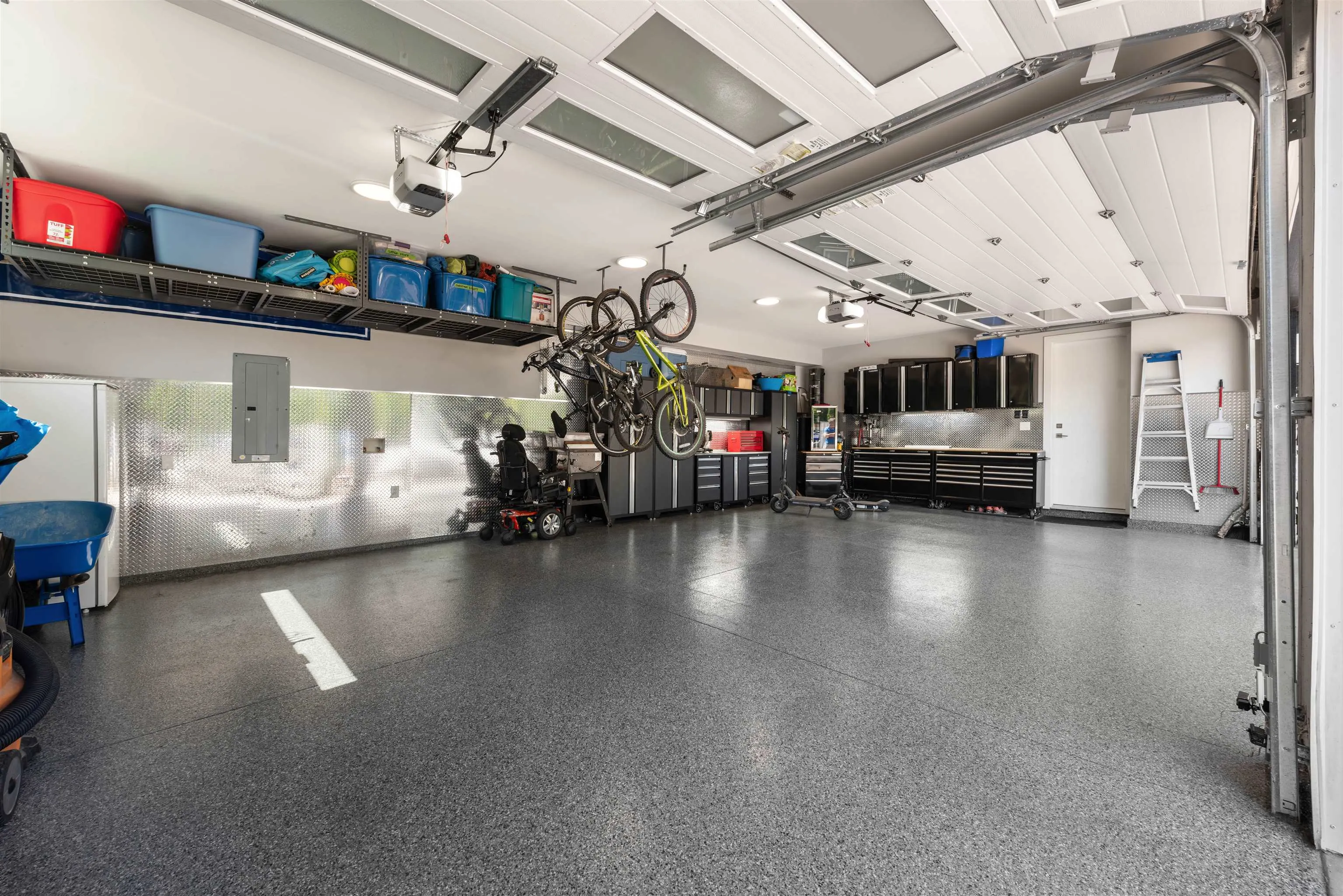 20025 Grade Crescent