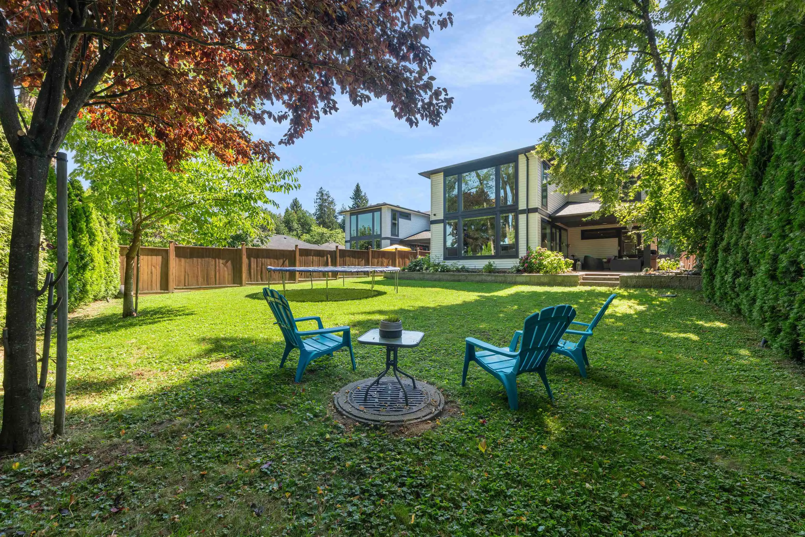 20025 Grade Crescent