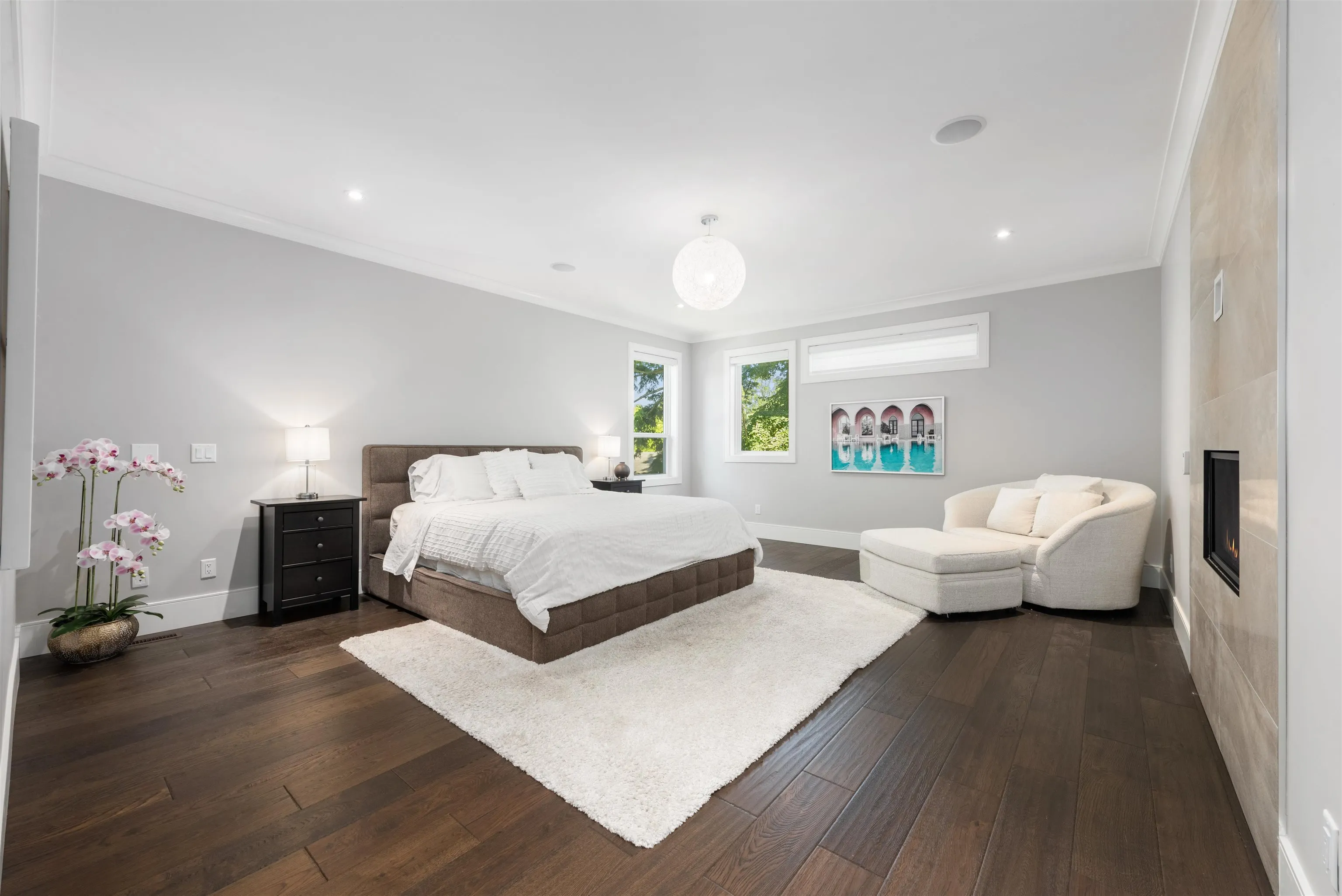 20025 Grade Crescent