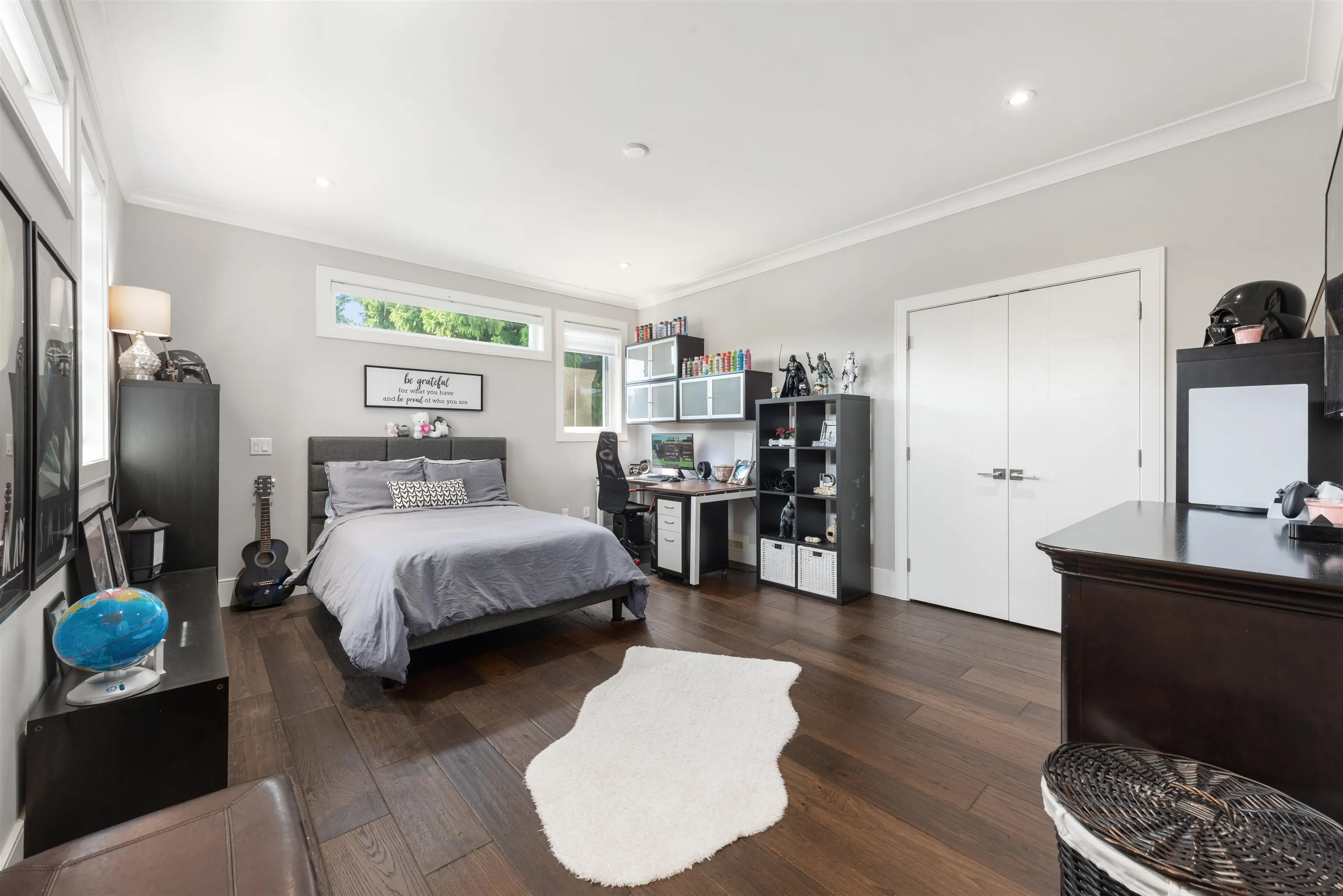 20025 Grade Crescent