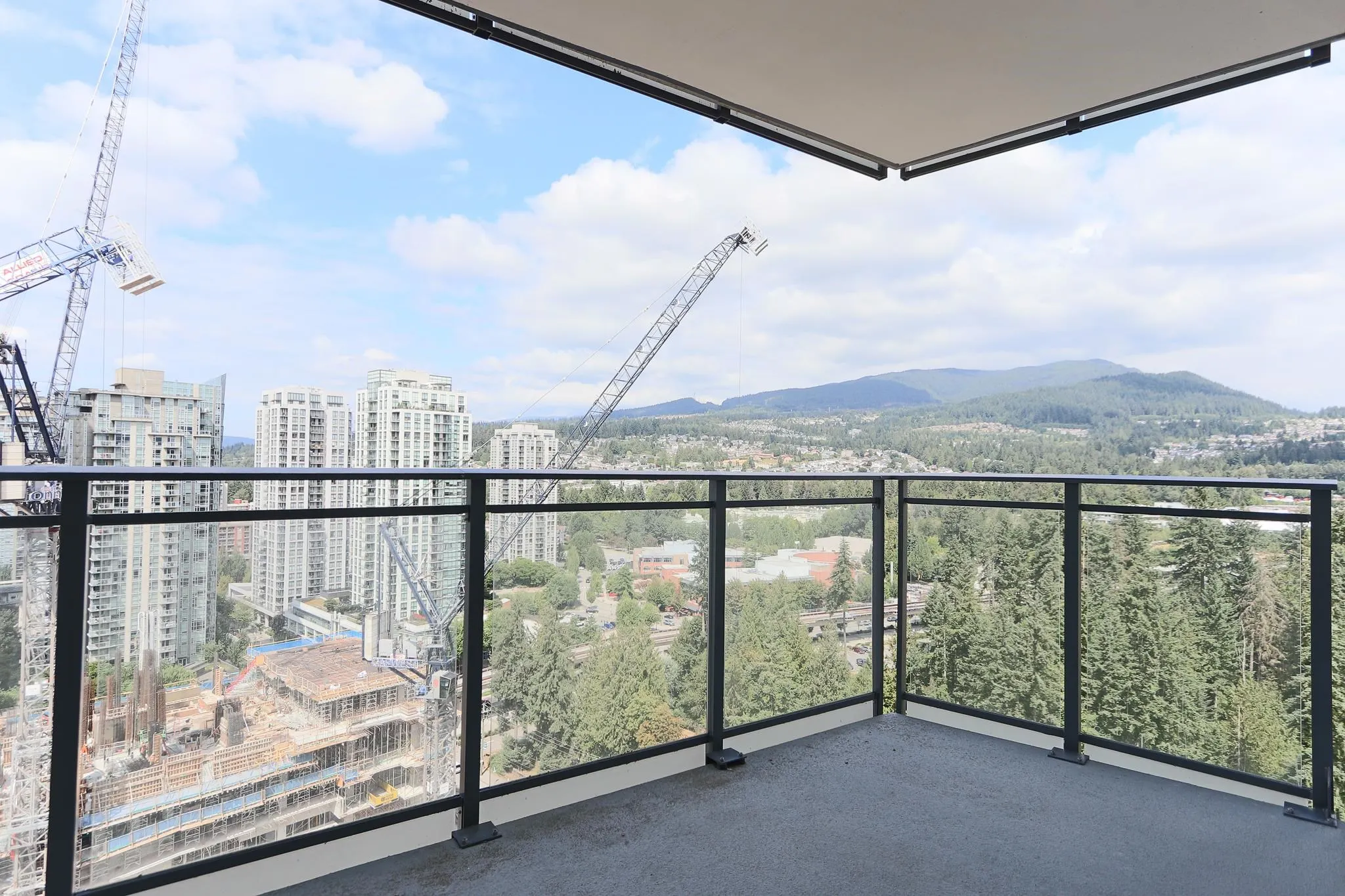 2001 1182 Westwood Street