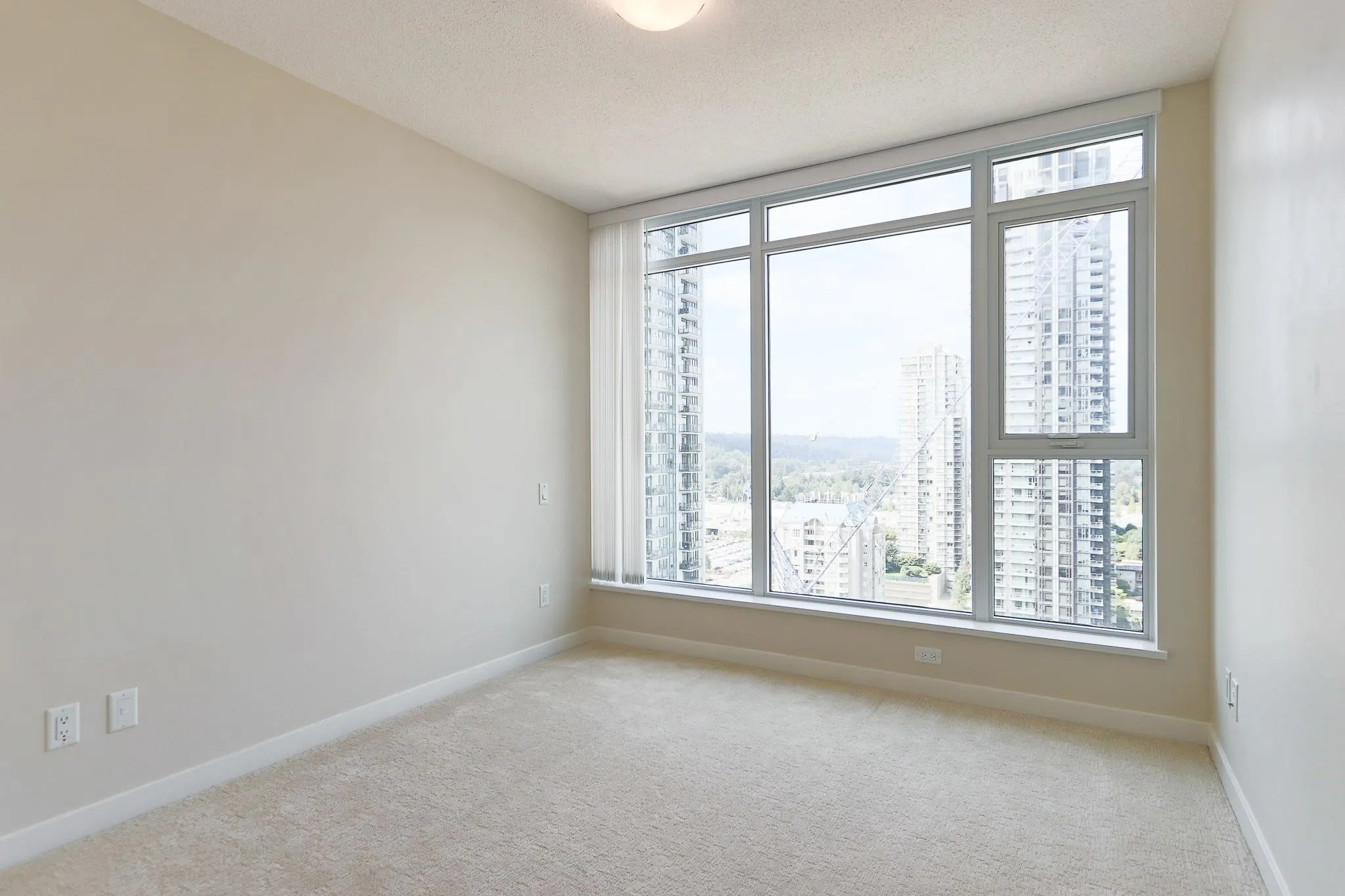 2001 1182 Westwood Street