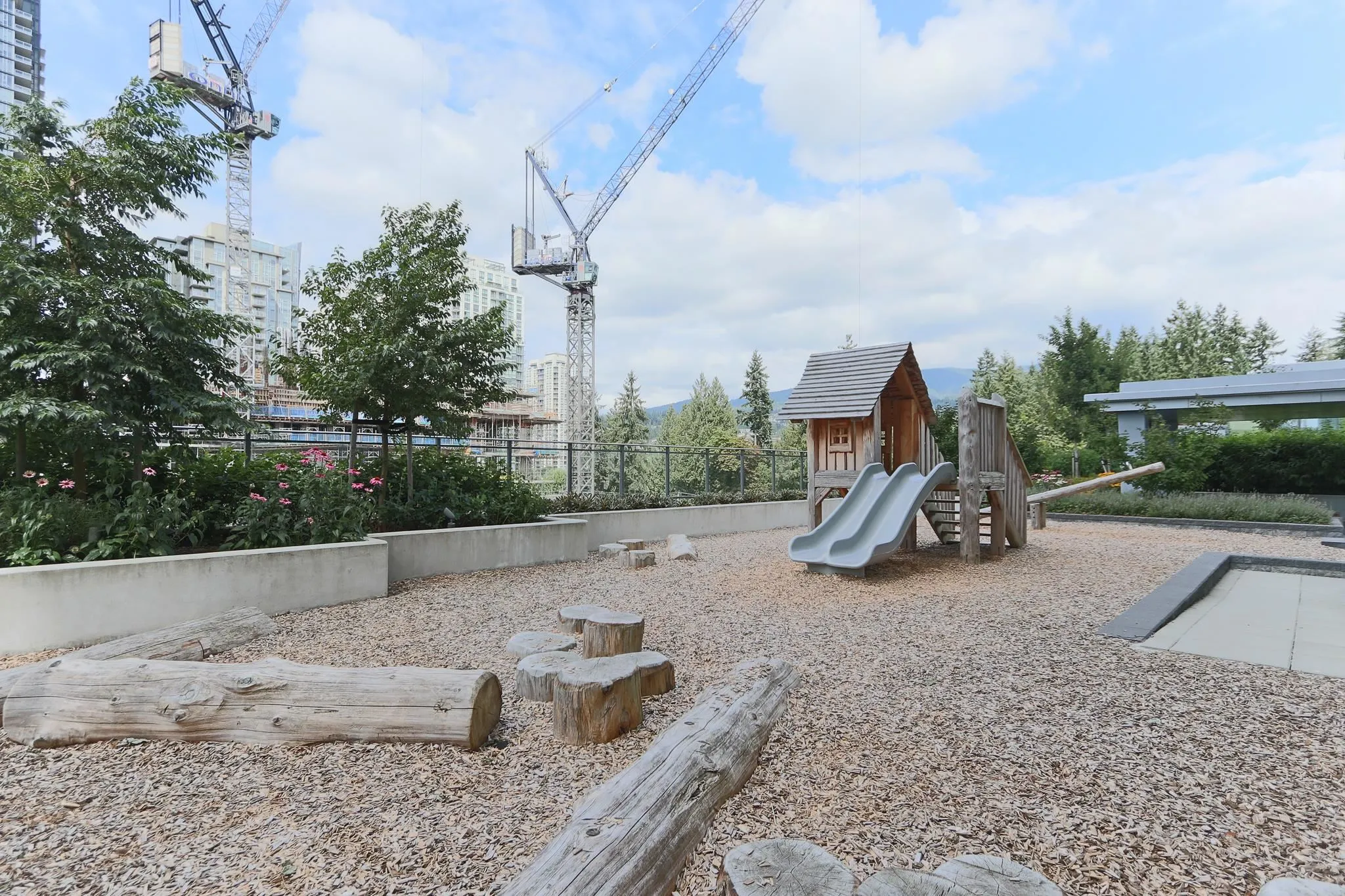 2001 1182 Westwood Street