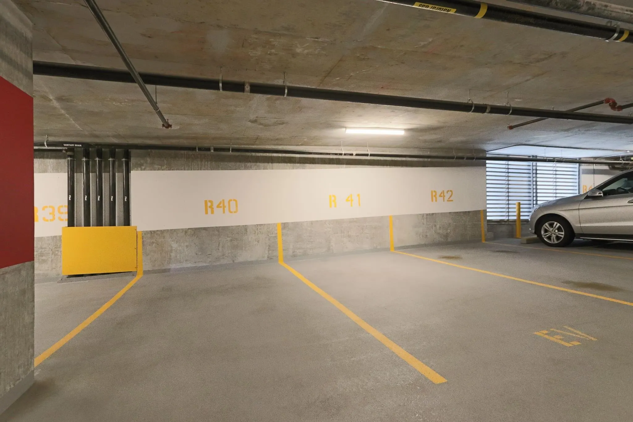 2001 1182 Westwood Street