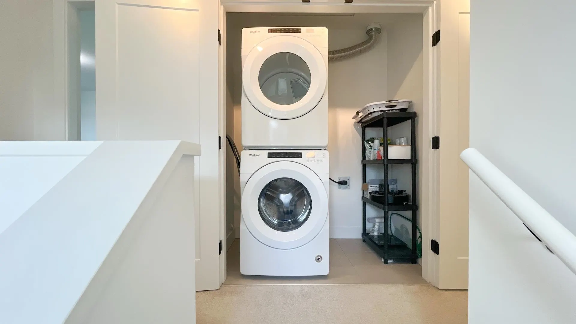 33 3552 Victoria Drive