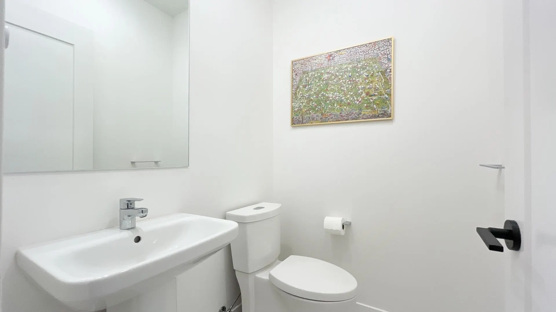 33 3552 Victoria Drive