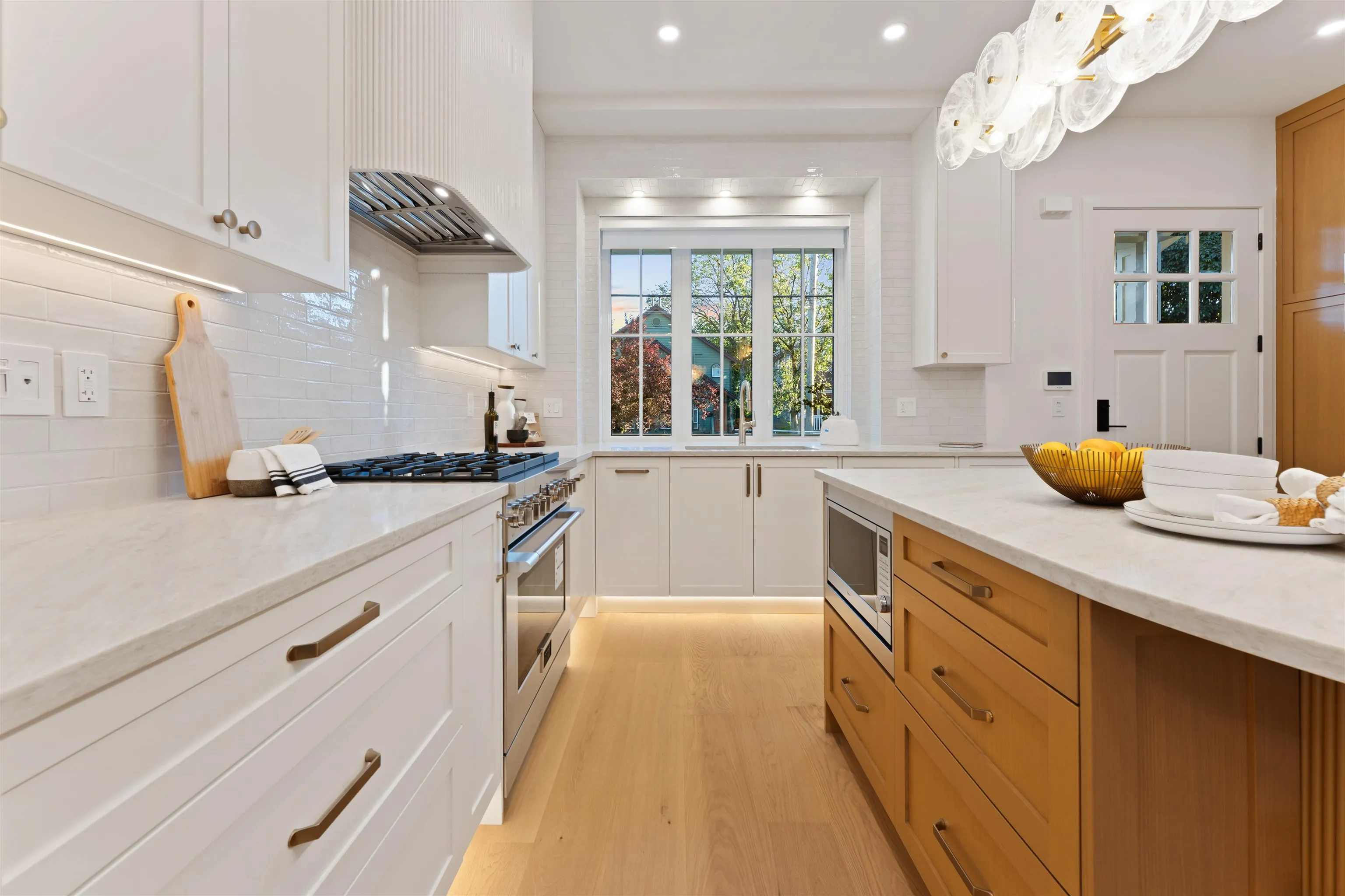 1 1765 Graveley Street