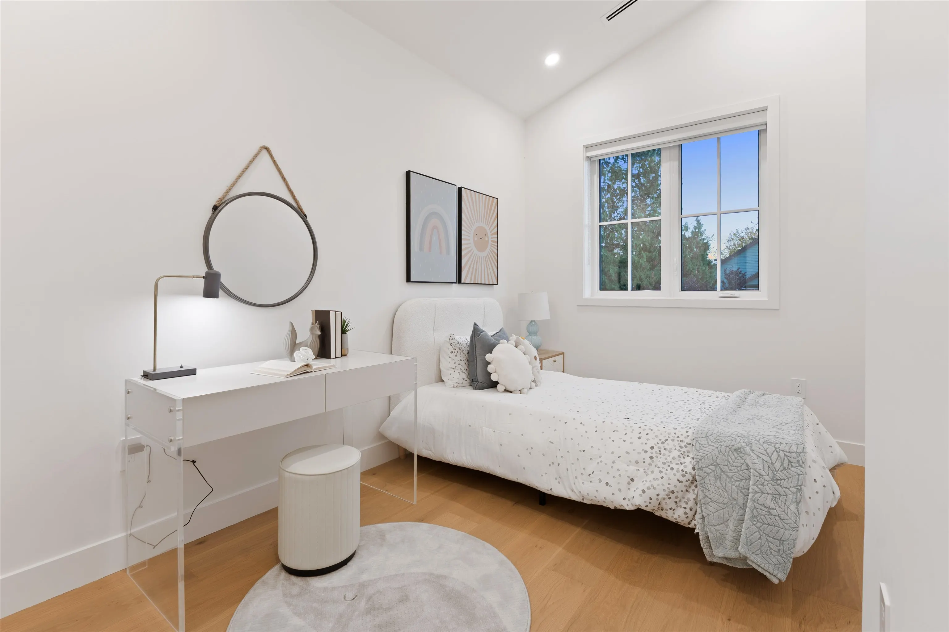 1 1765 Graveley Street