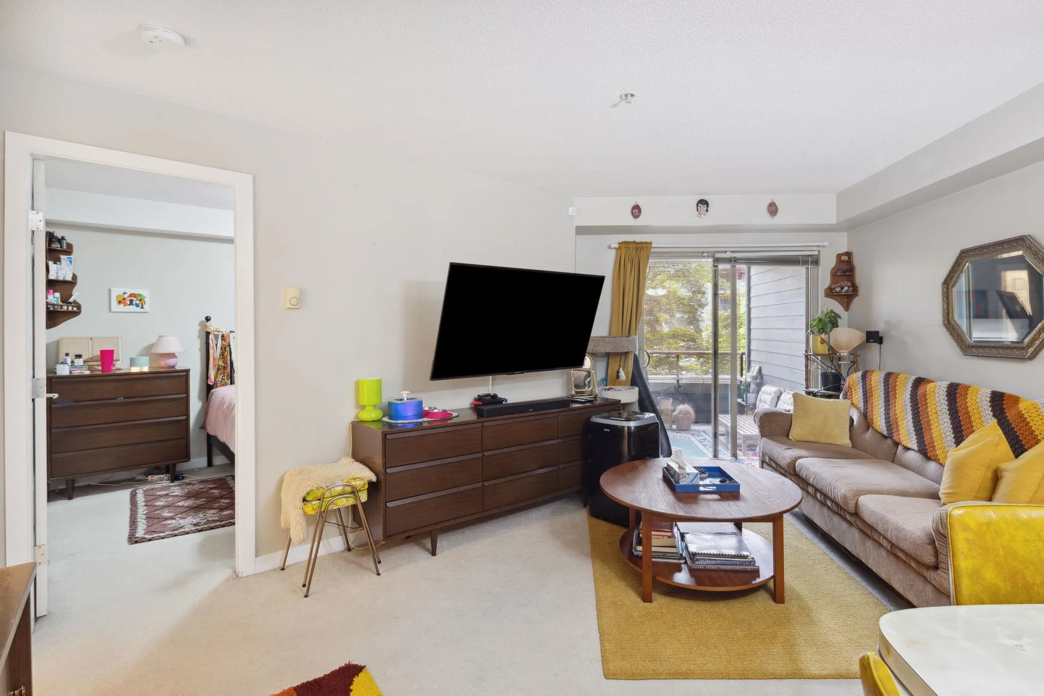 3219 240 Sherbrooke Street