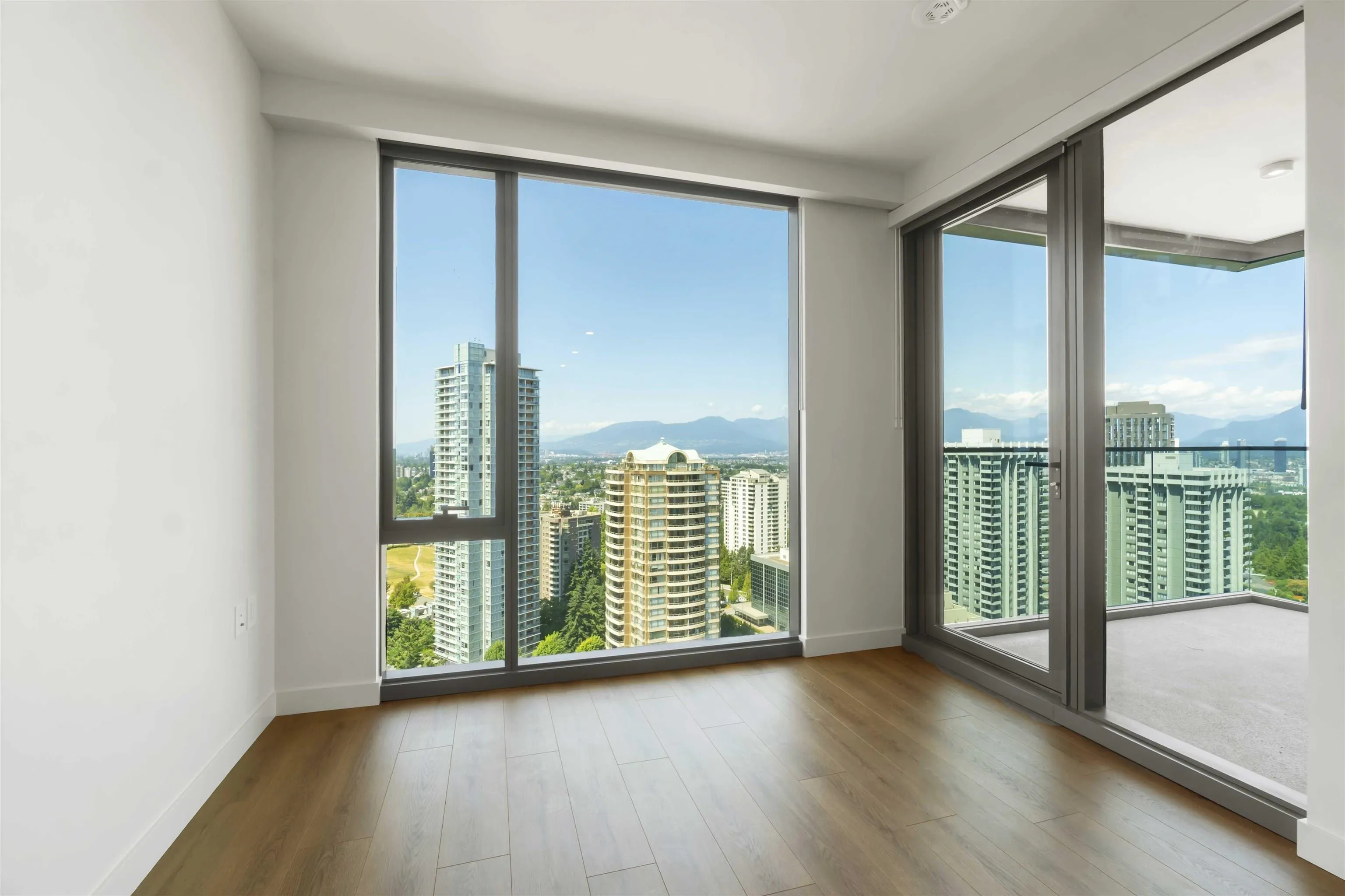 3104 5987 Wilson Avenue