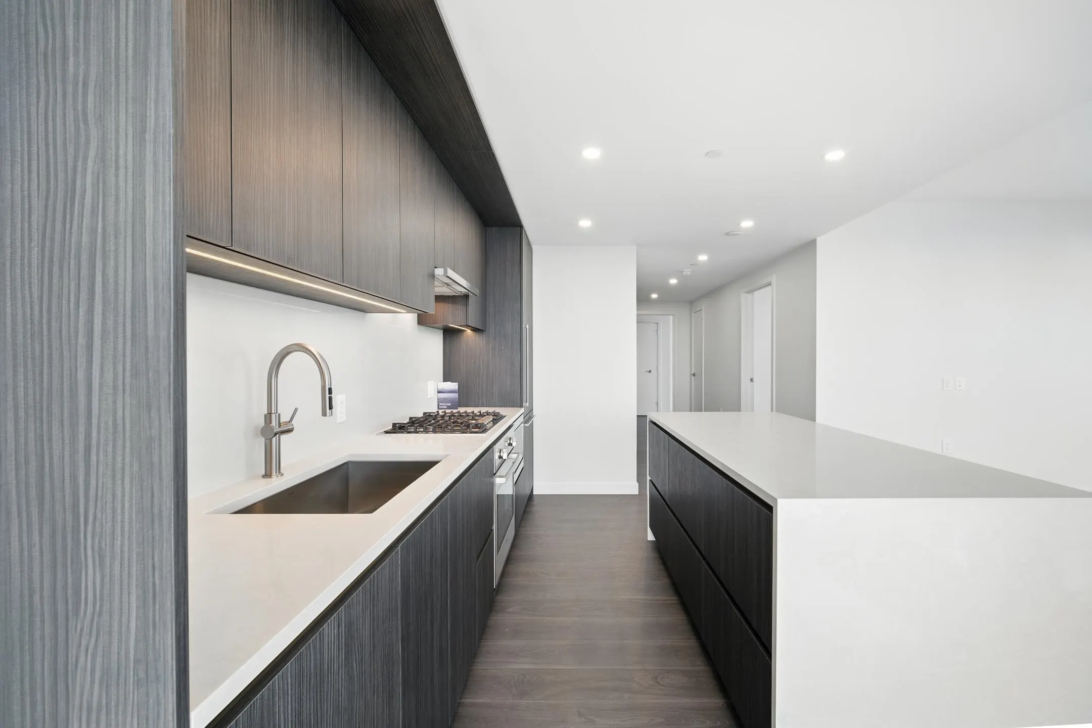 3104 5987 Wilson Avenue