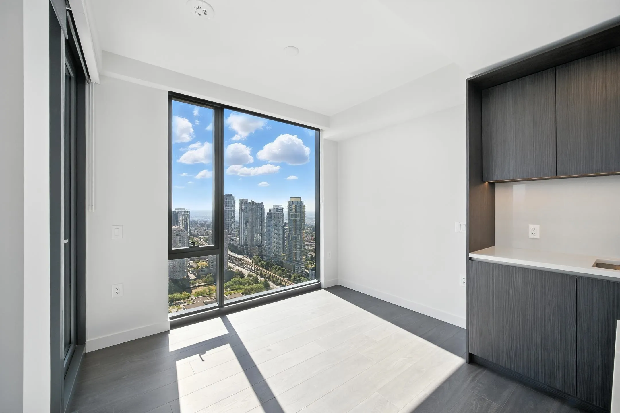 3104 5987 Wilson Avenue