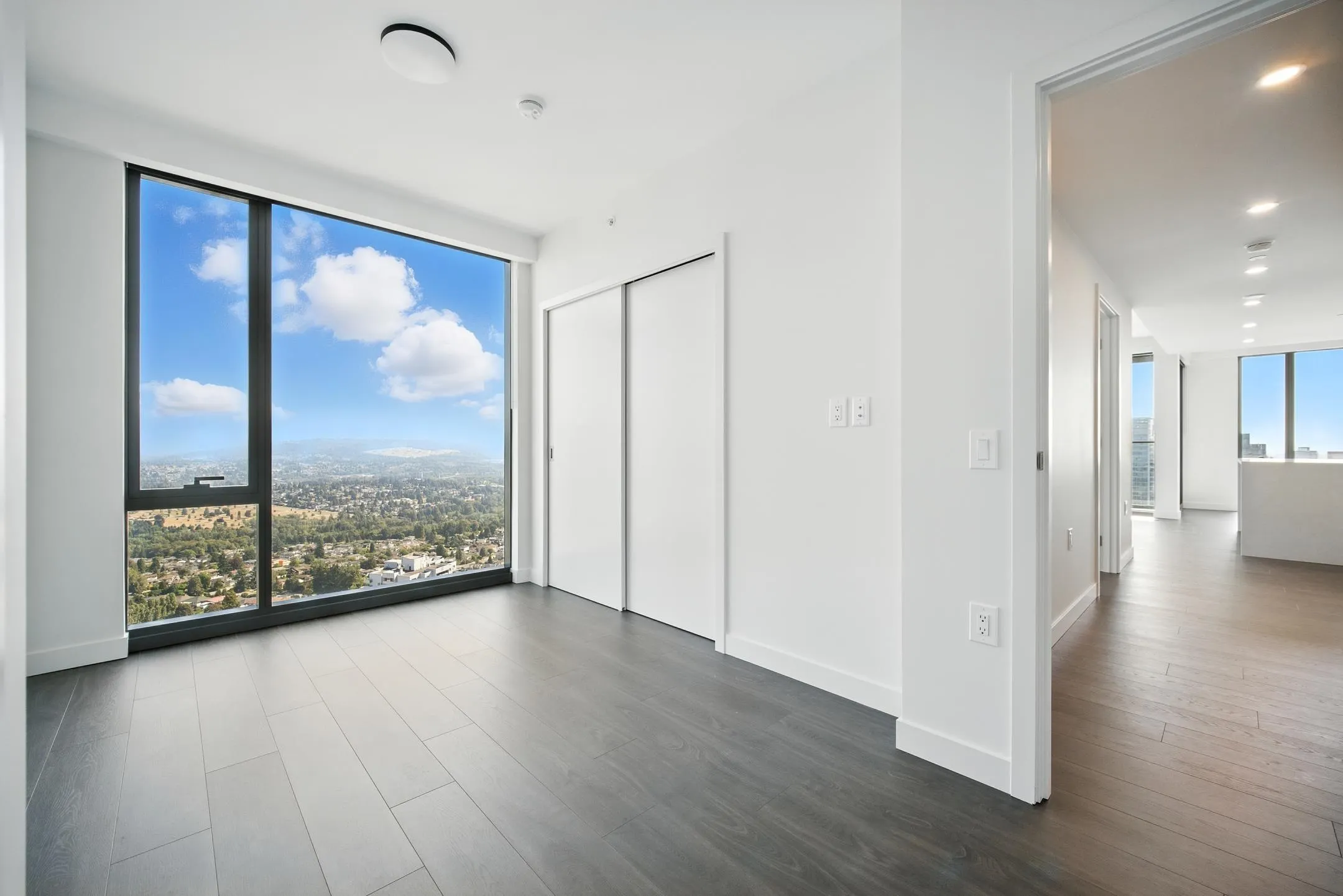 3104 5987 Wilson Avenue