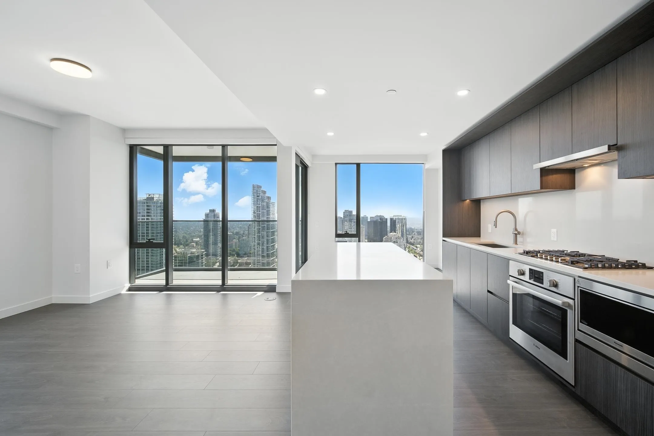 3104 5987 Wilson Avenue