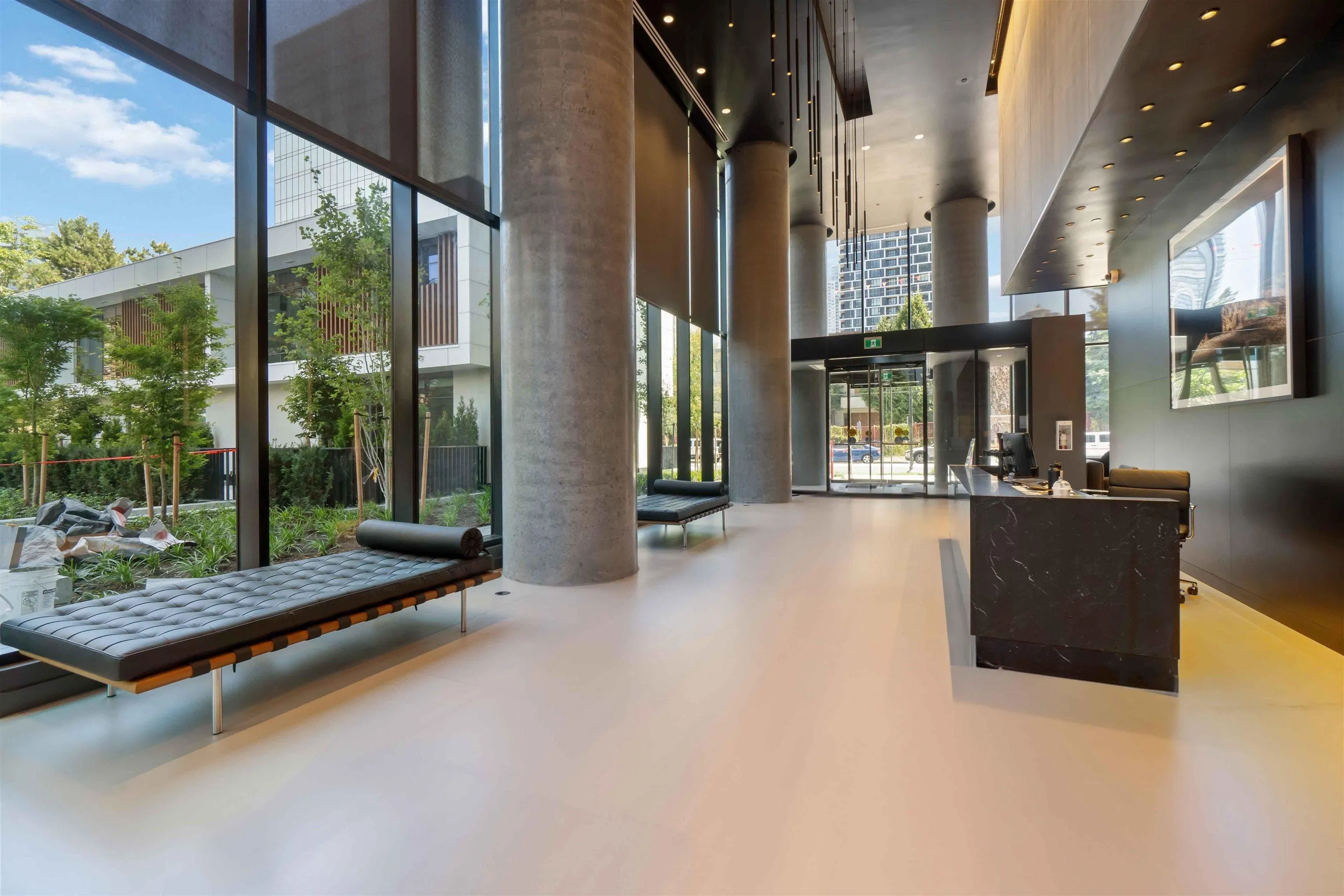 3104 5987 Wilson Avenue