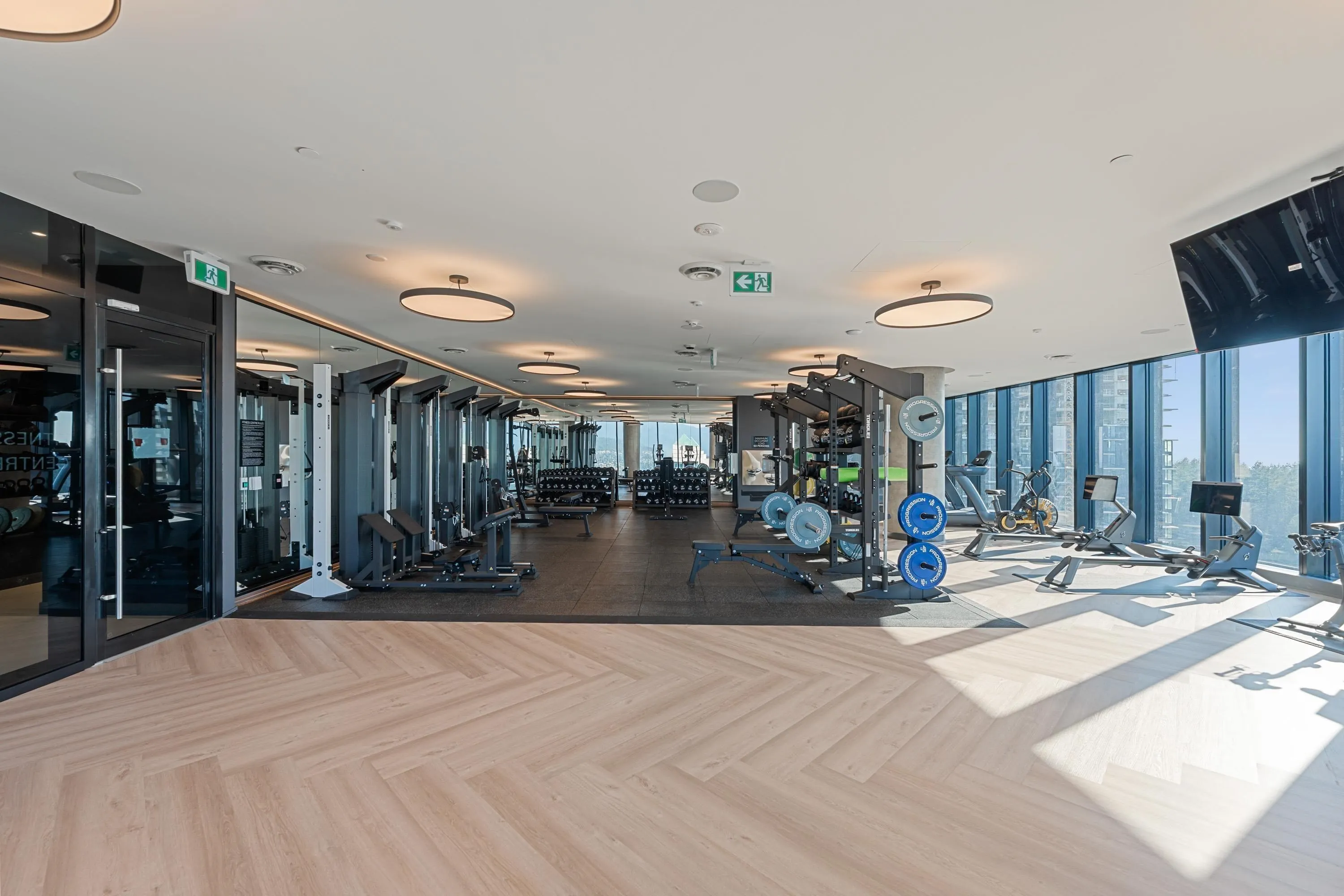 3104 5987 Wilson Avenue