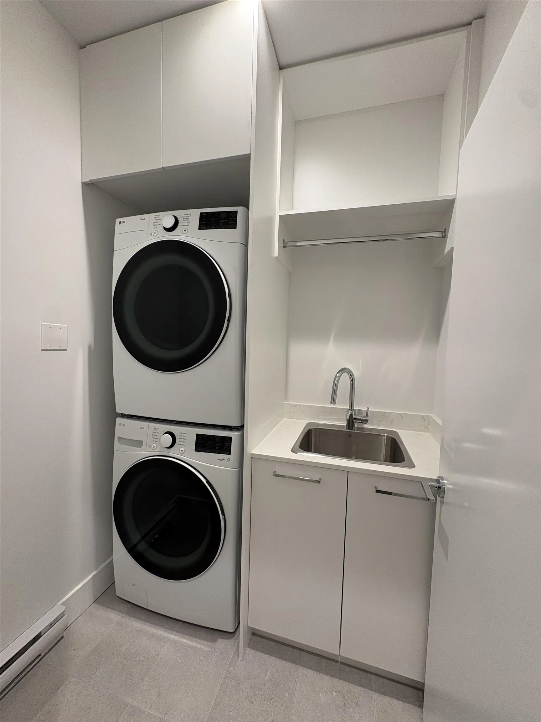 105 2304 Emery Court