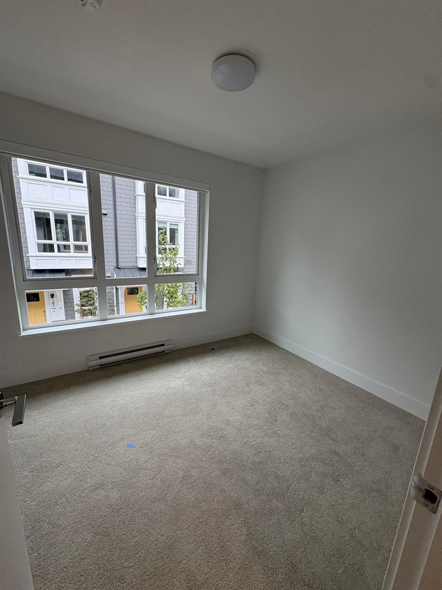 105 2304 Emery Court