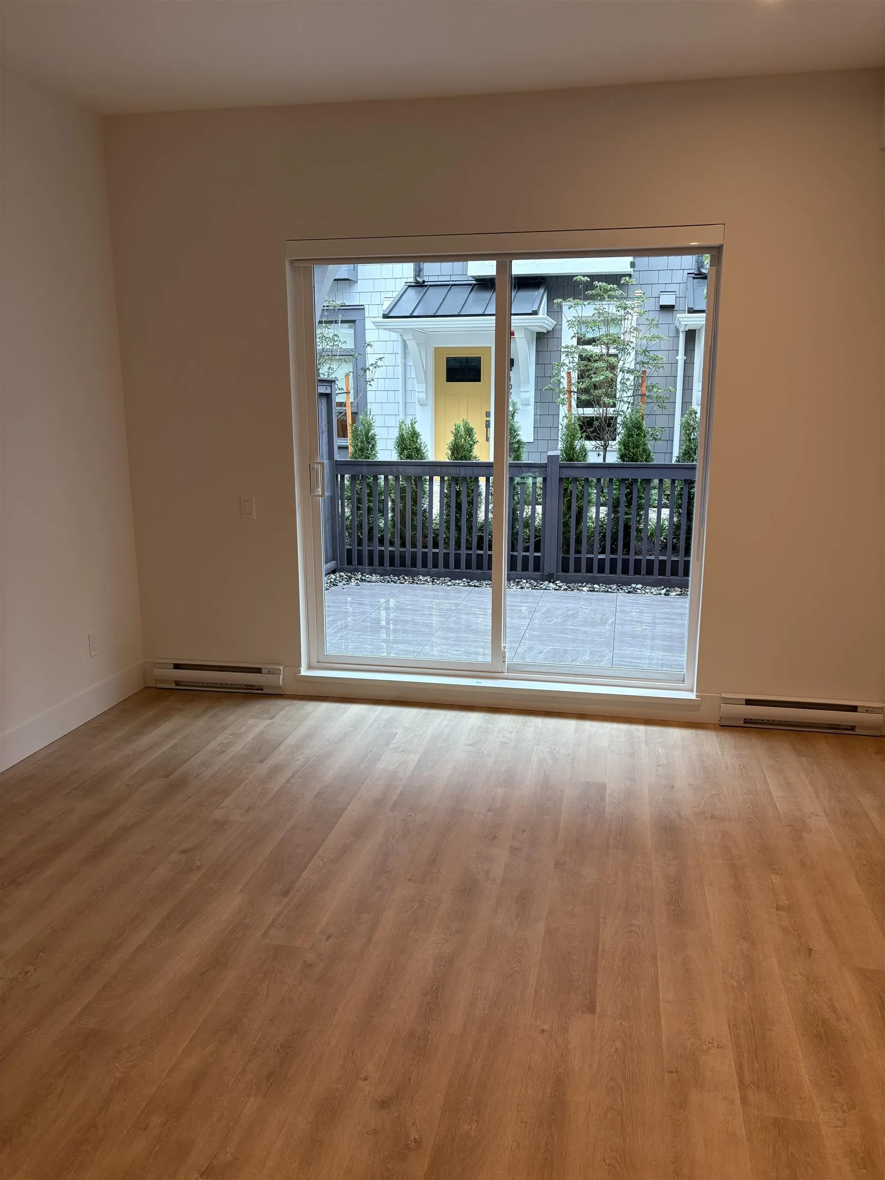 105 2304 Emery Court