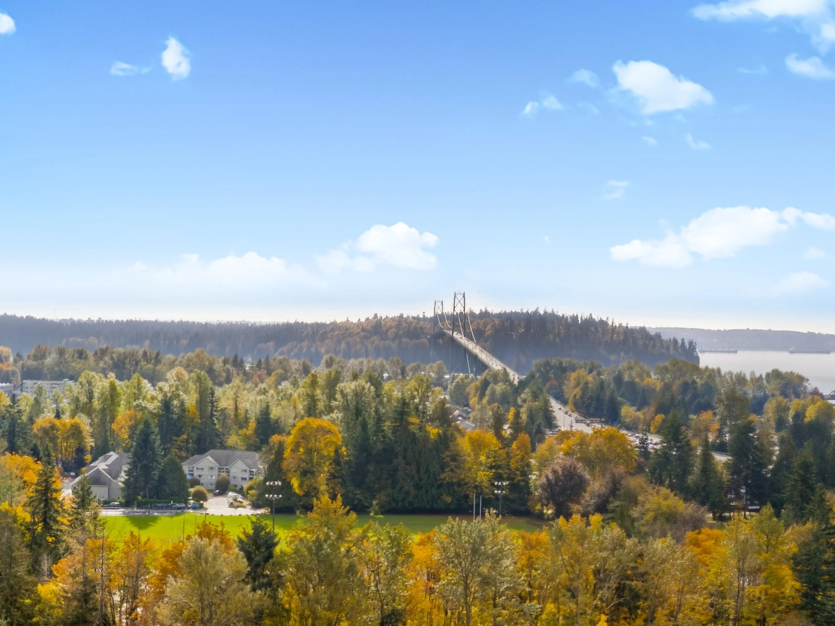 1609 2024 Fullerton Avenue