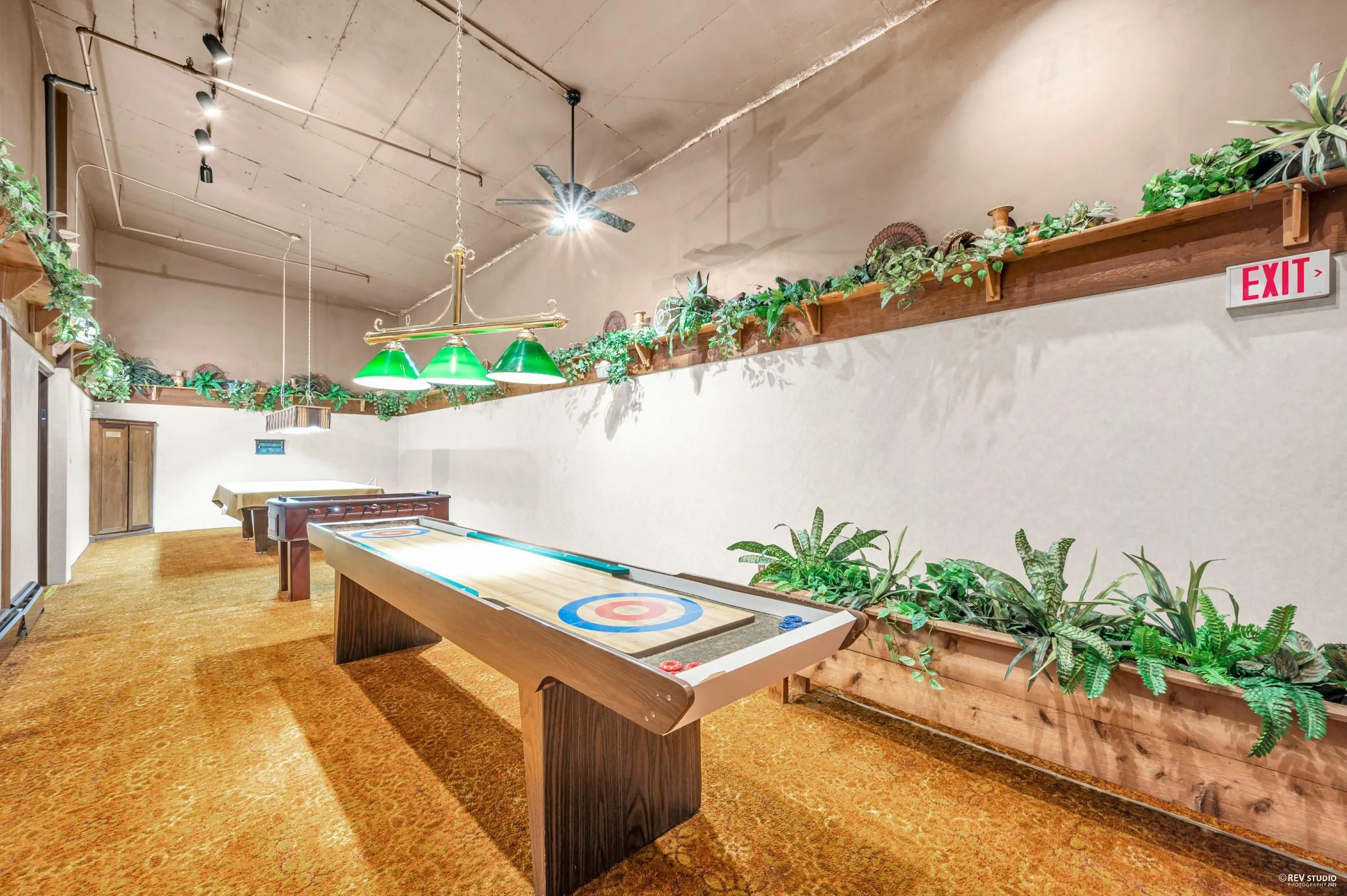 1609 2024 Fullerton Avenue