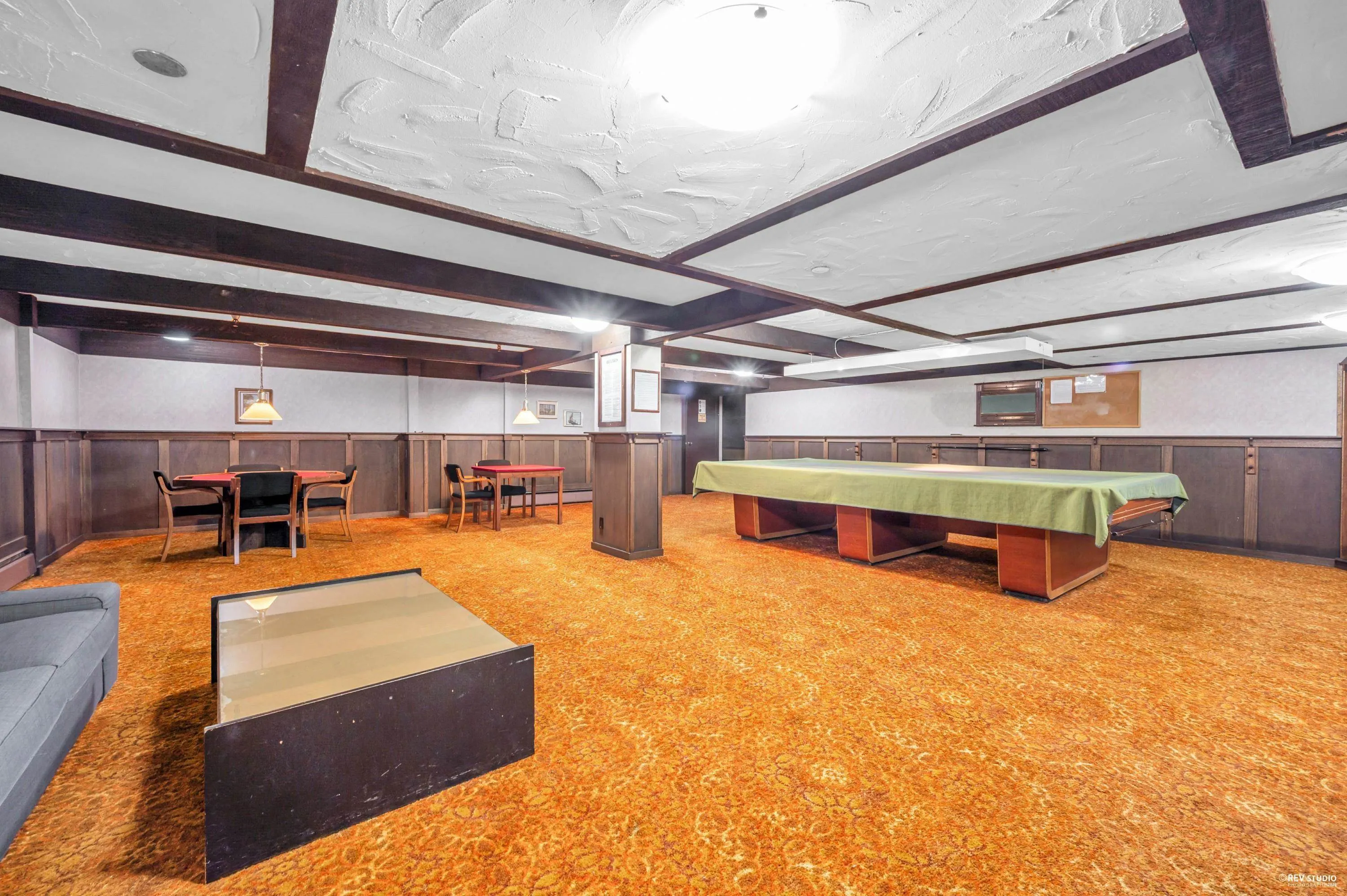 1609 2024 Fullerton Avenue