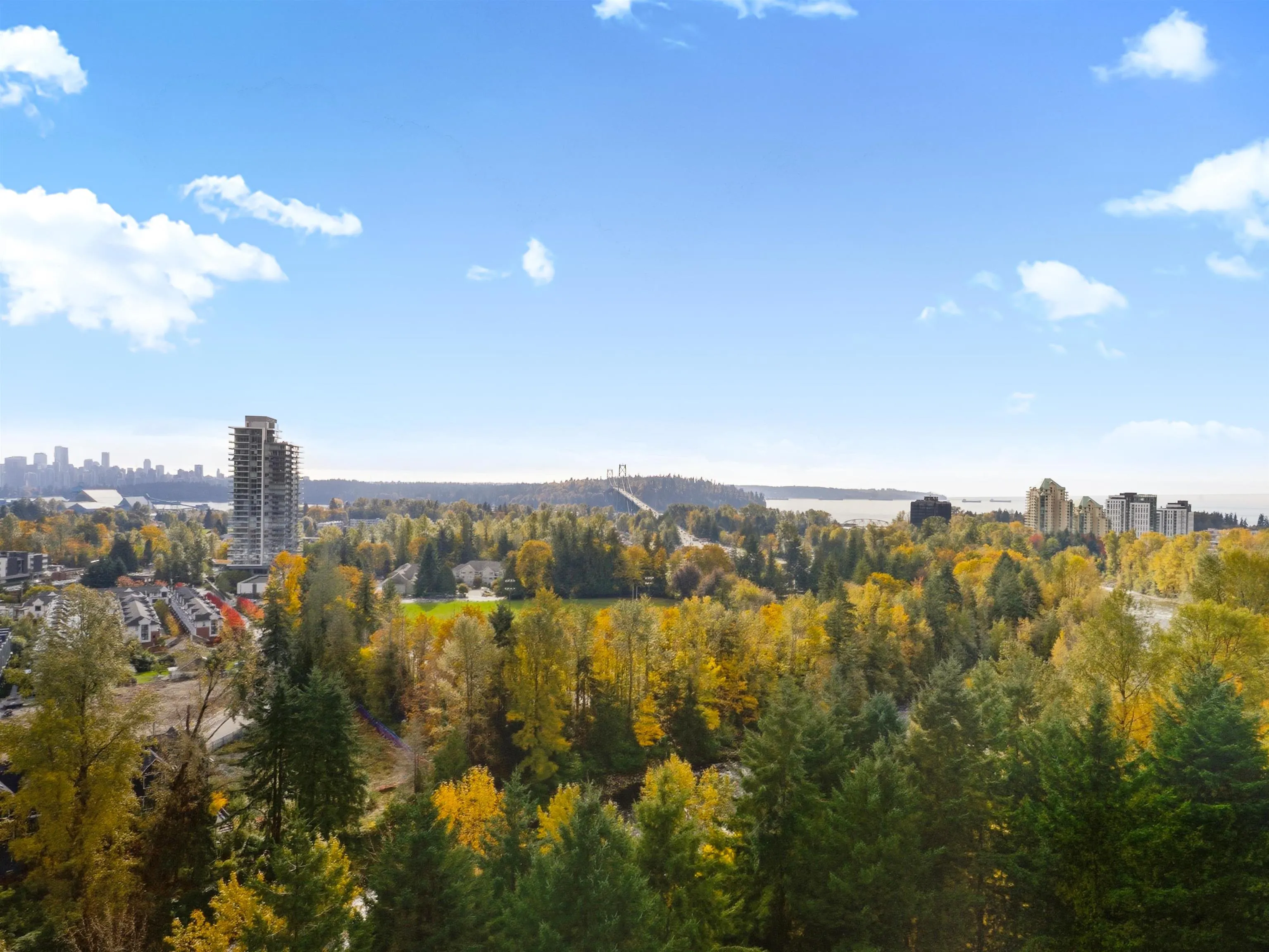 1609 2024 Fullerton Avenue