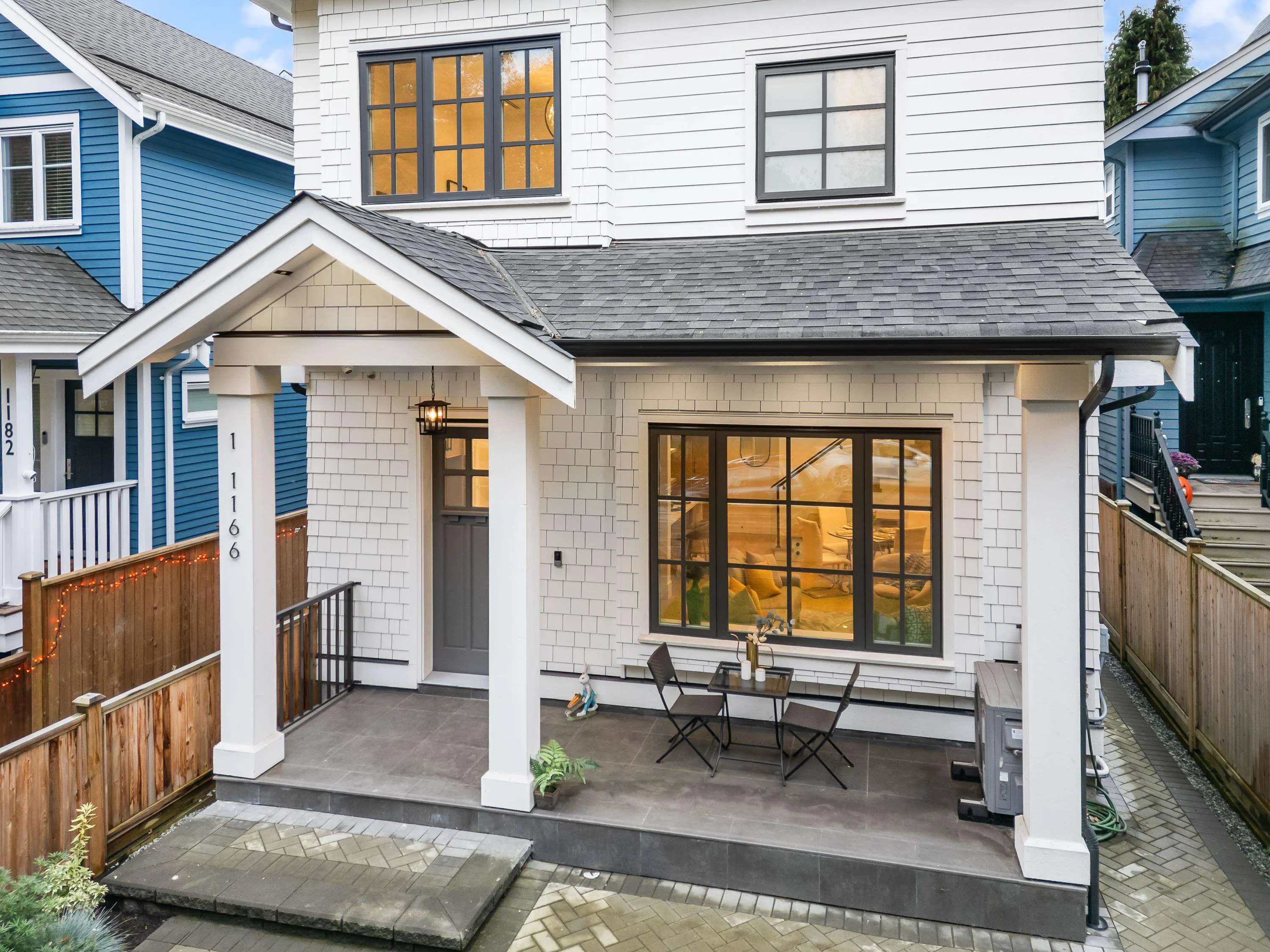 1 1166 E 11th Avenue