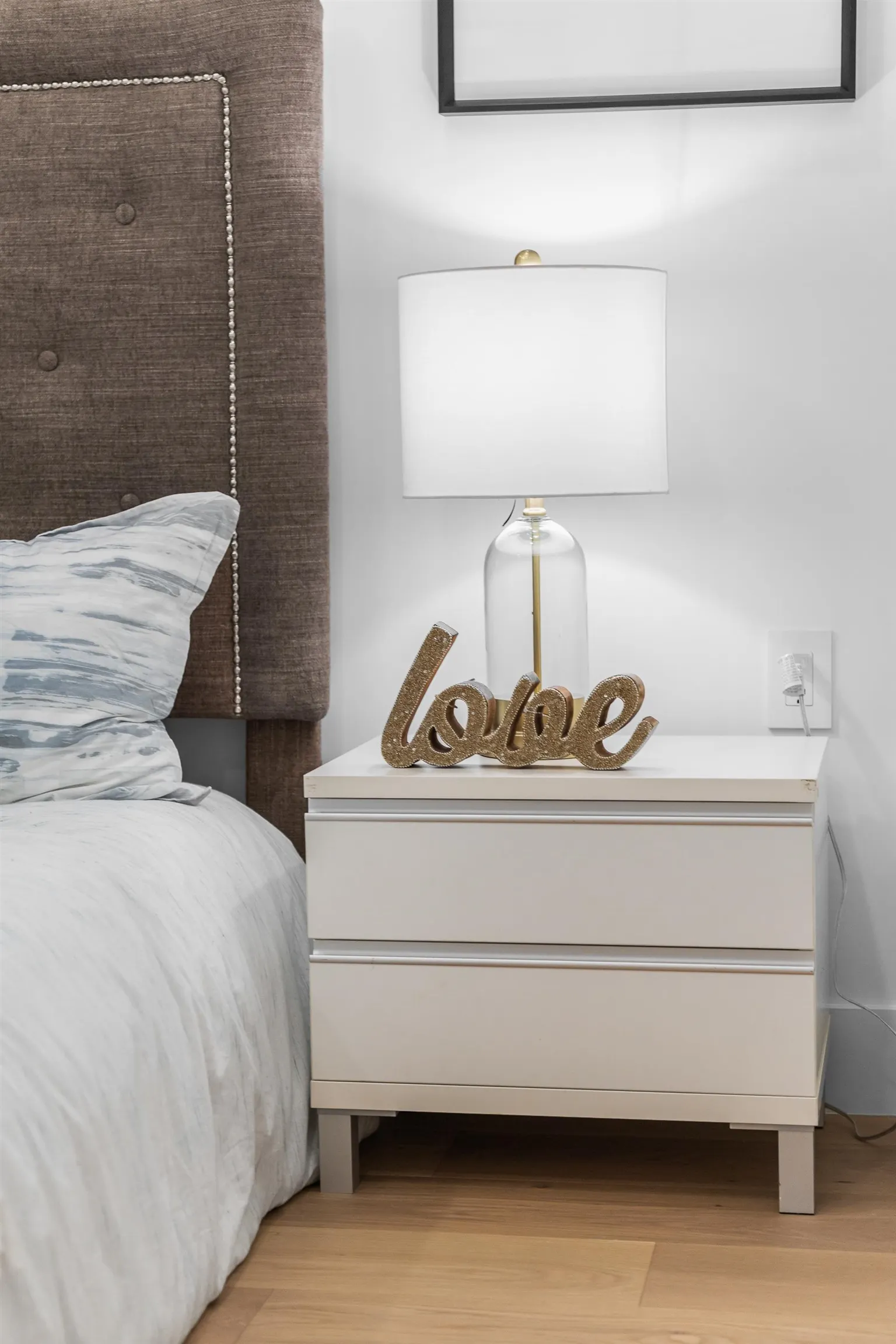 1 1166 E 11th Avenue