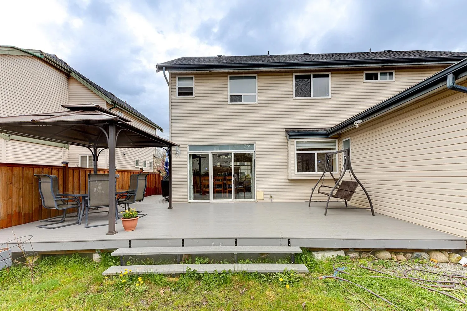 1077 Riverside Drive