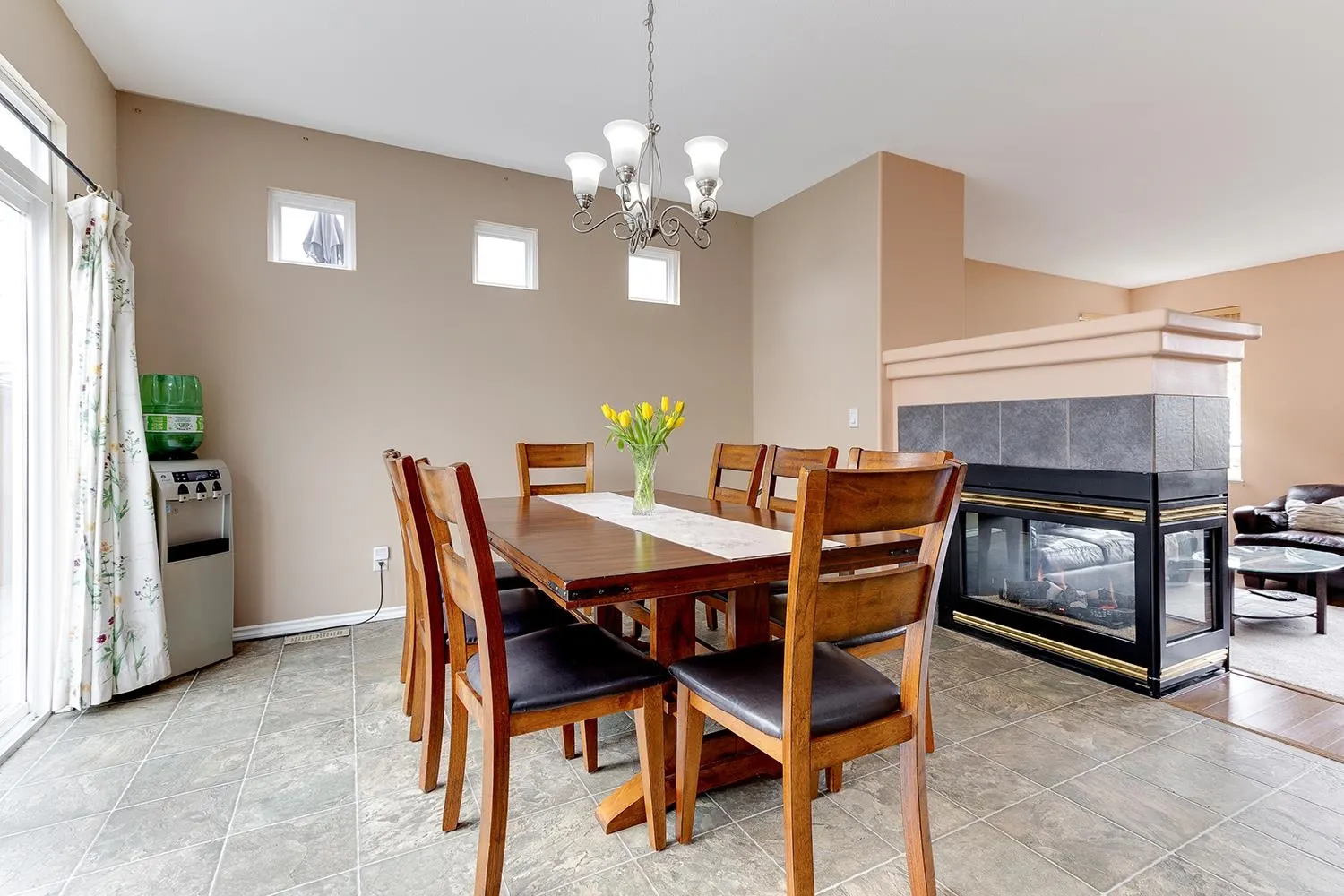 1077 Riverside Drive