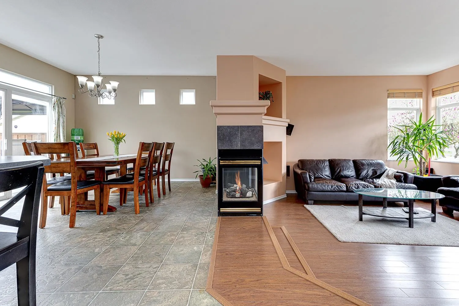 1077 Riverside Drive