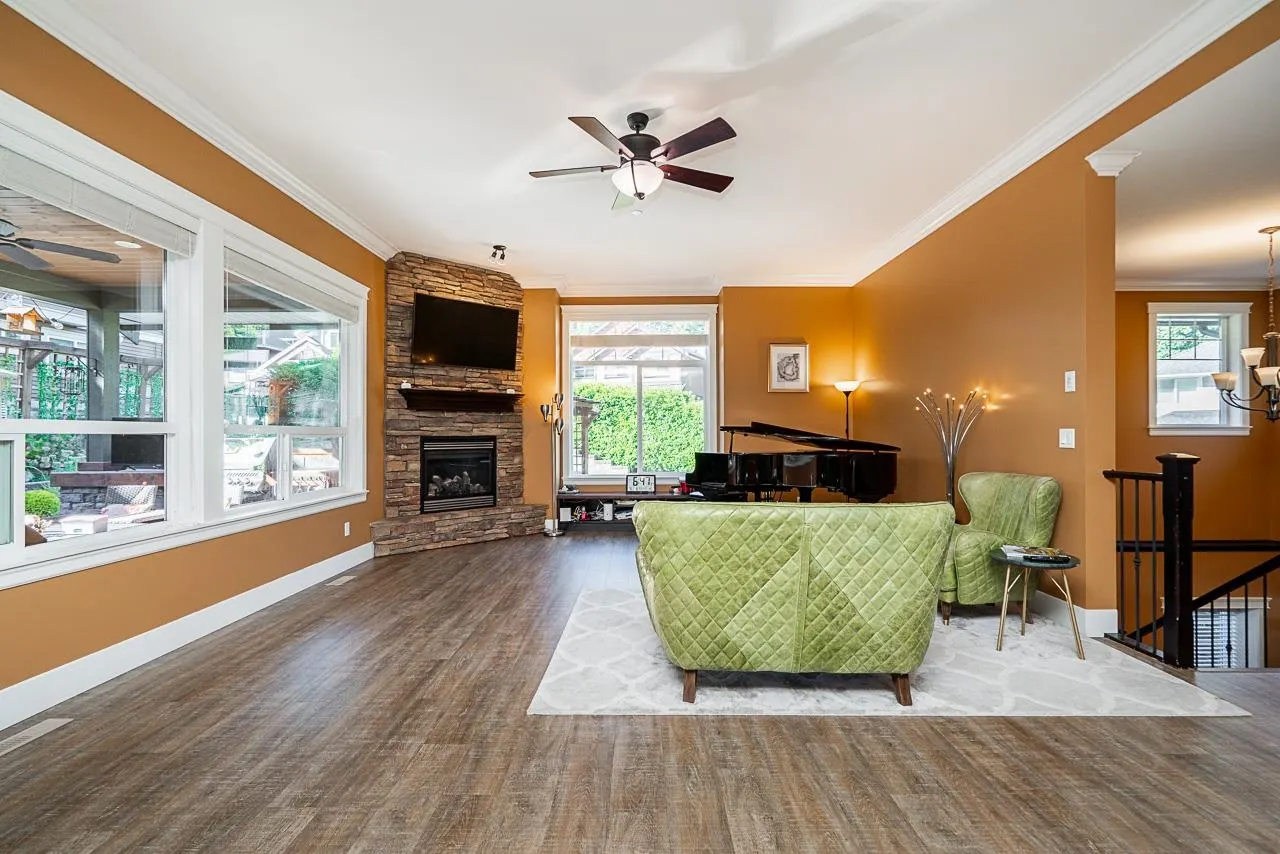 16 13210 Shoesmith Crescent