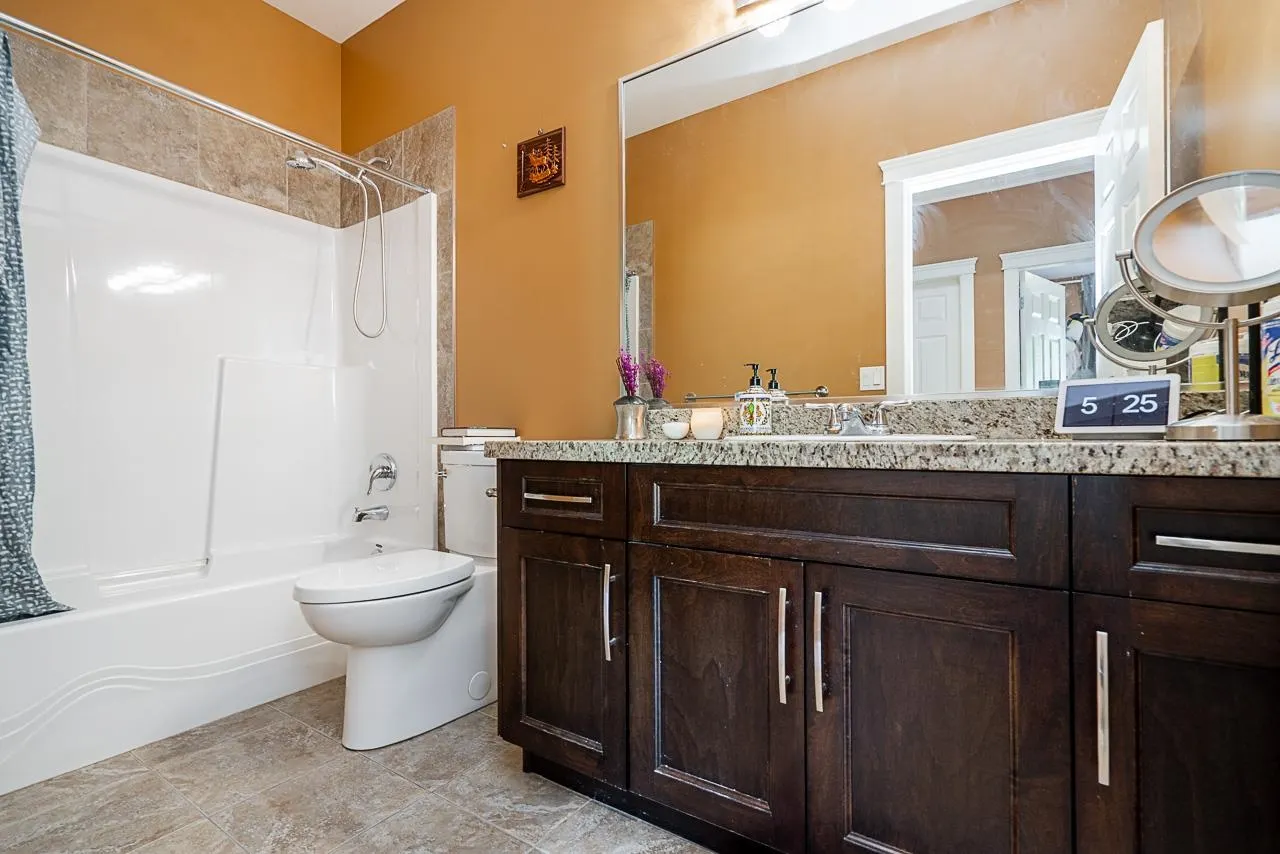 16 13210 Shoesmith Crescent