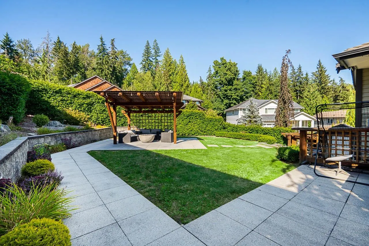 16 13210 Shoesmith Crescent