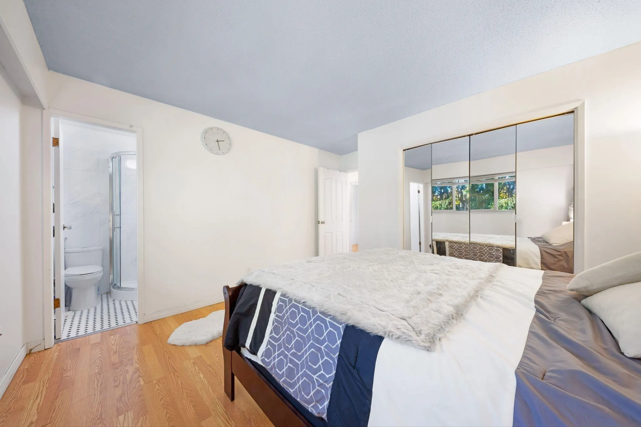 3870 Richmond Street