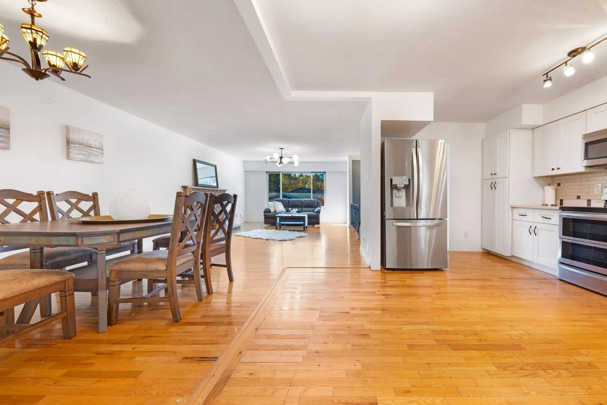 3870 Richmond Street