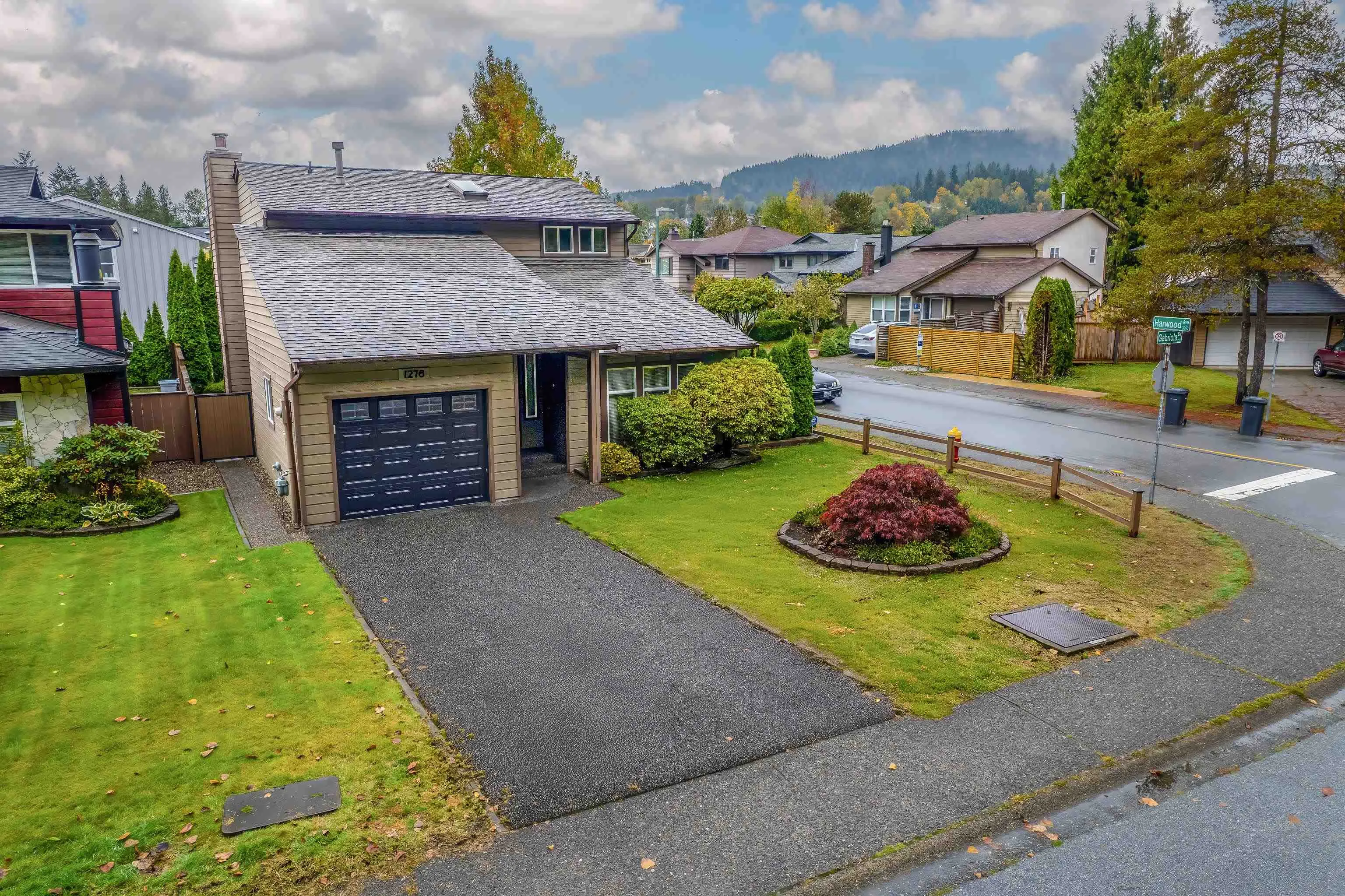 1276 Gabriola Drive