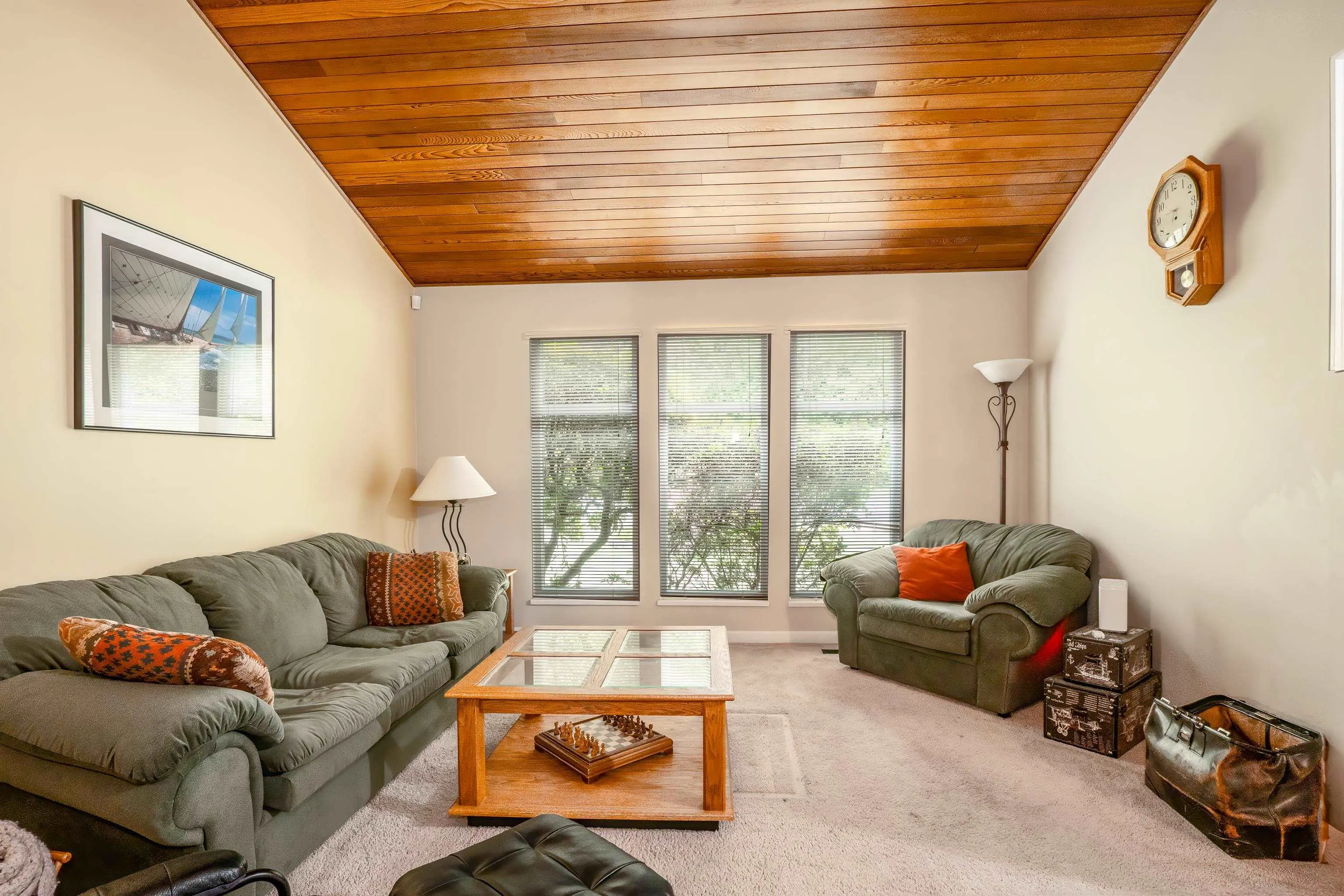 1276 Gabriola Drive