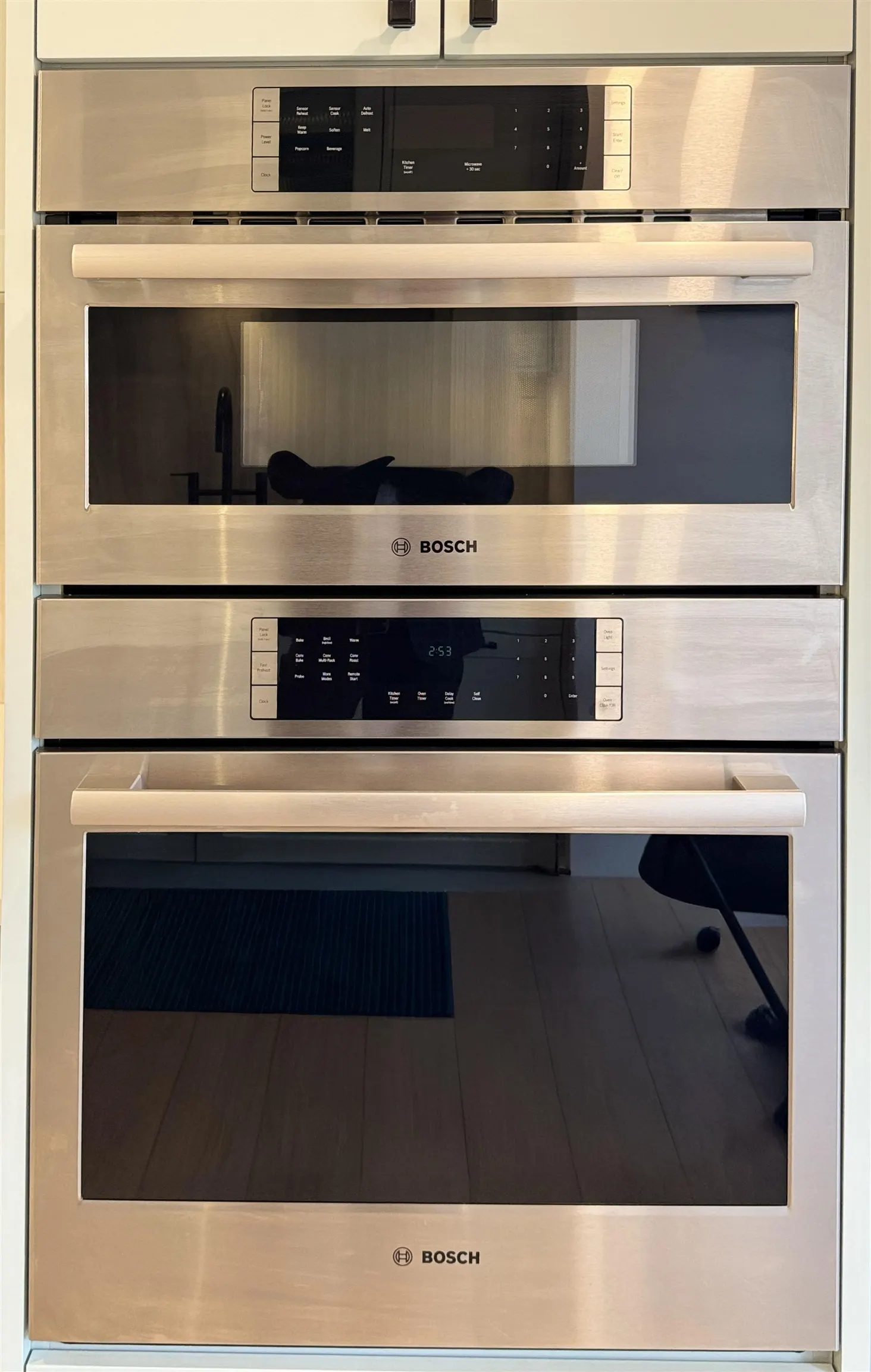 105 2 Renaissance Square